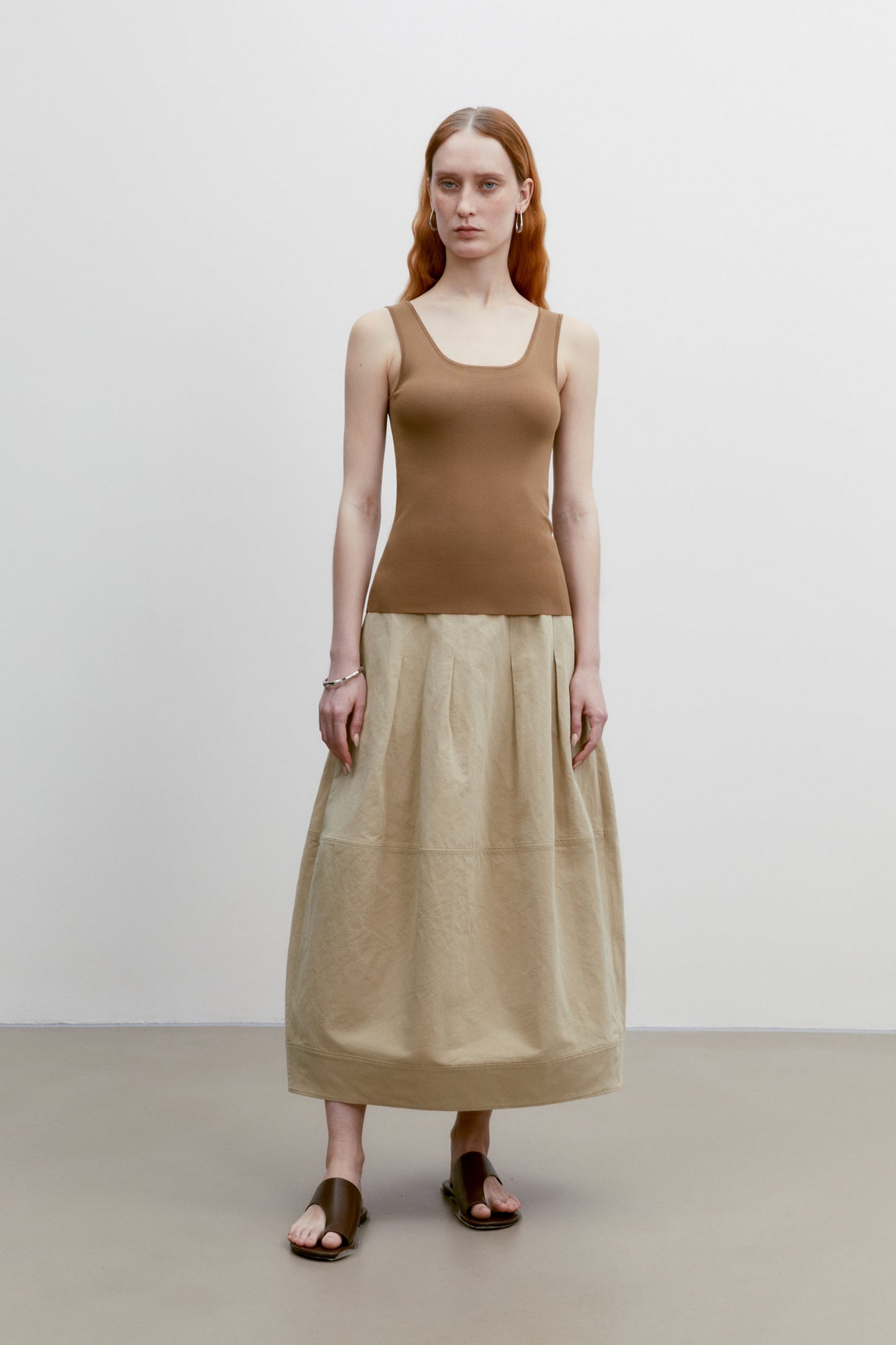 #color_light brown