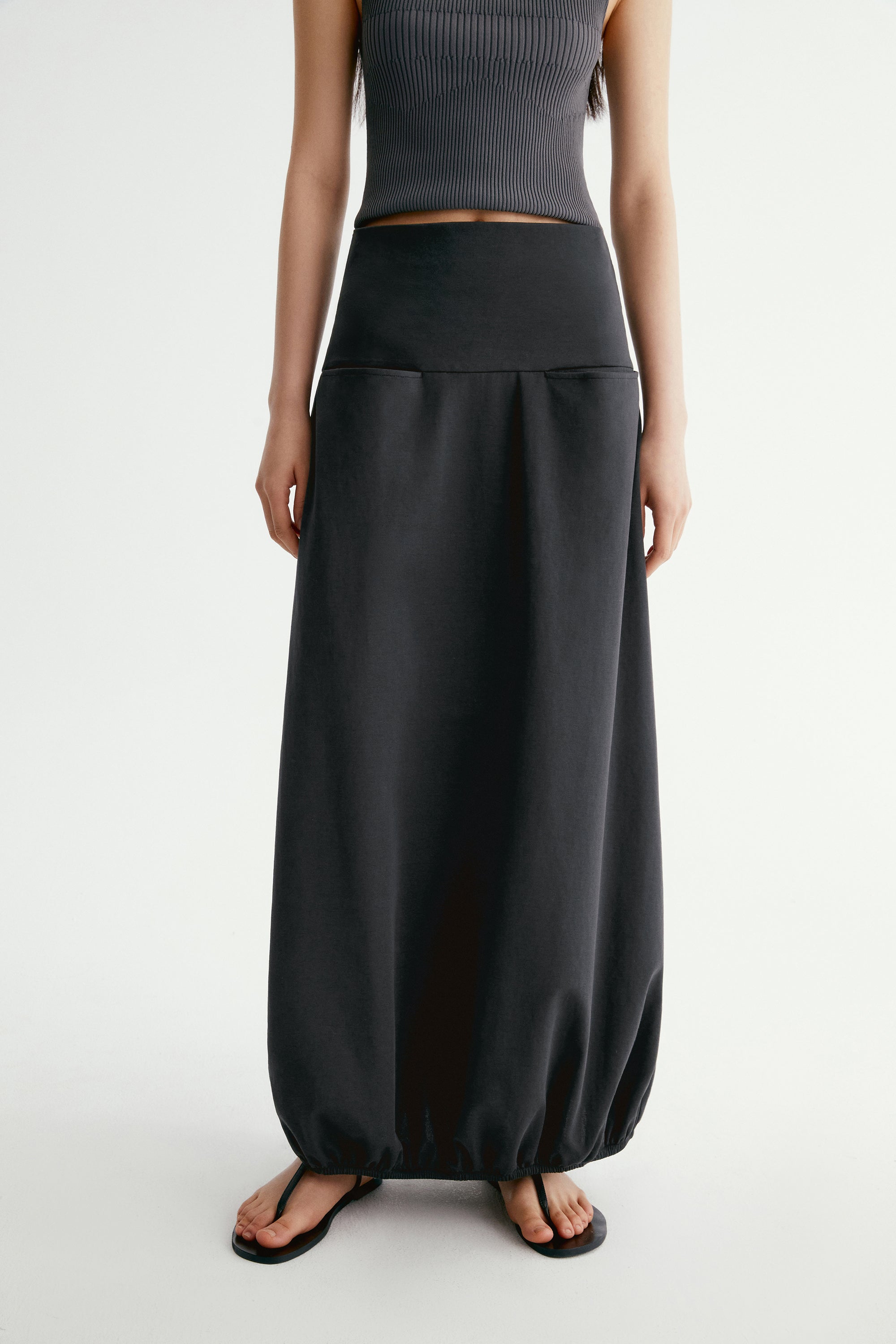 #color_dark gray
