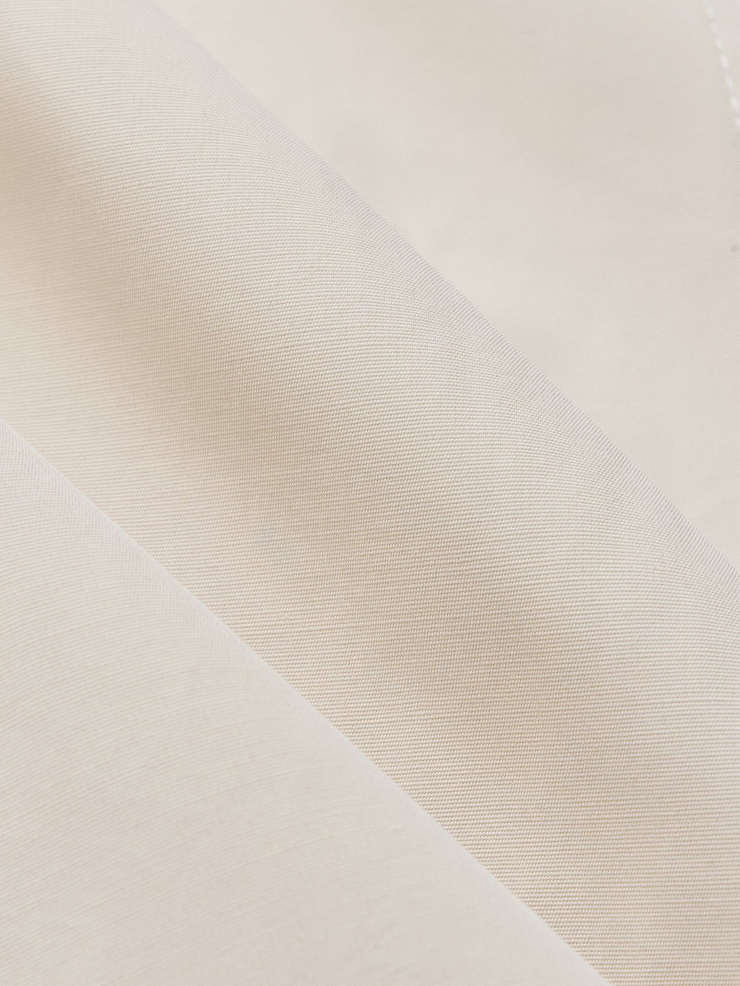 #color_cream white