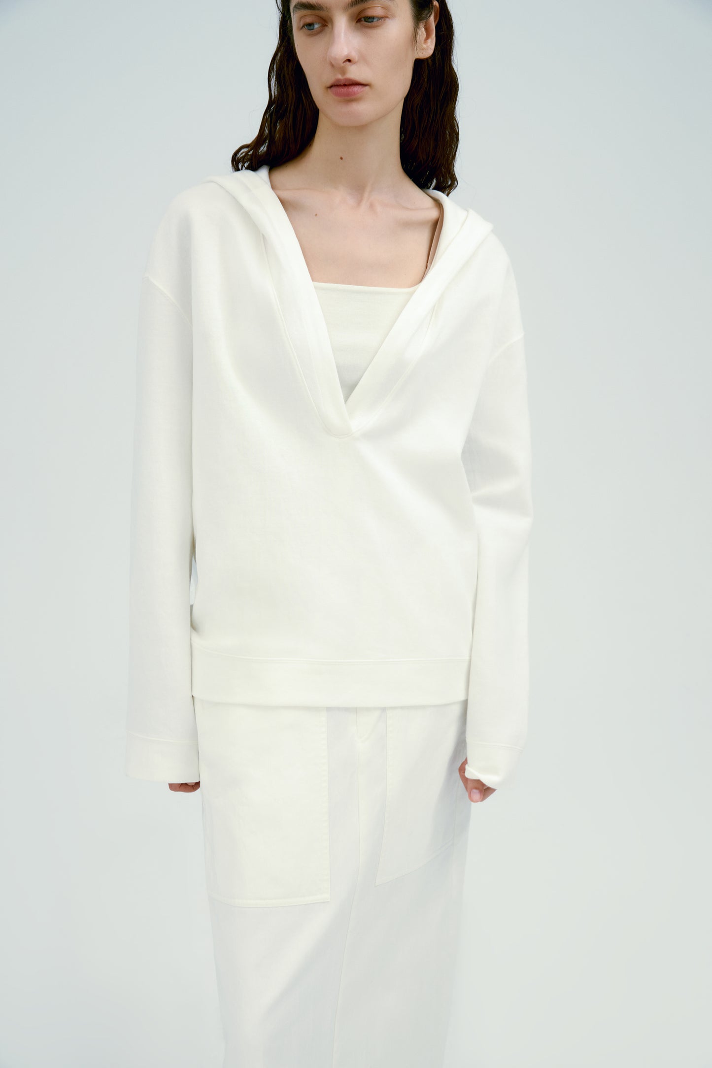 #color_off white