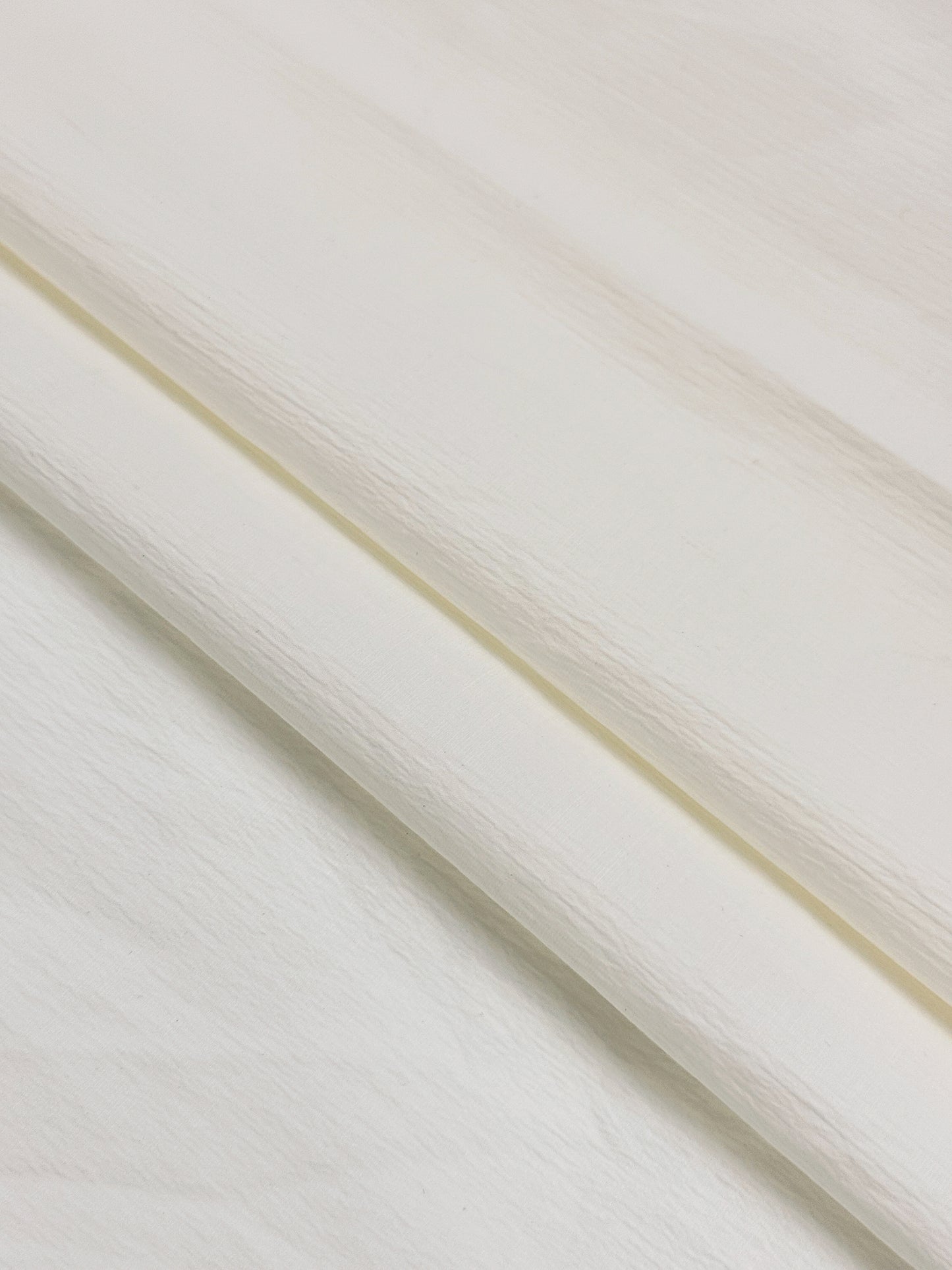 #color_cream white