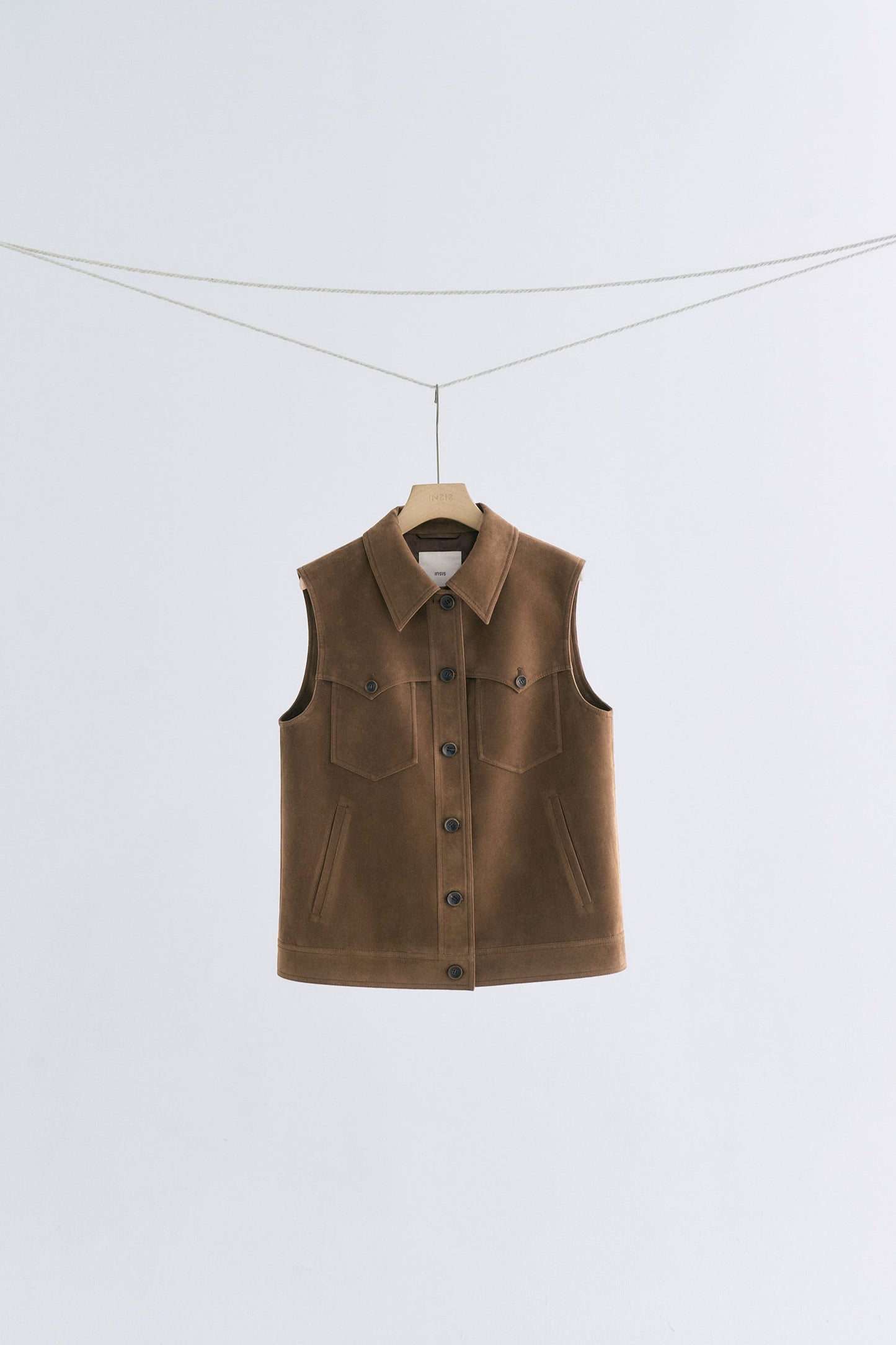 #color_light brown