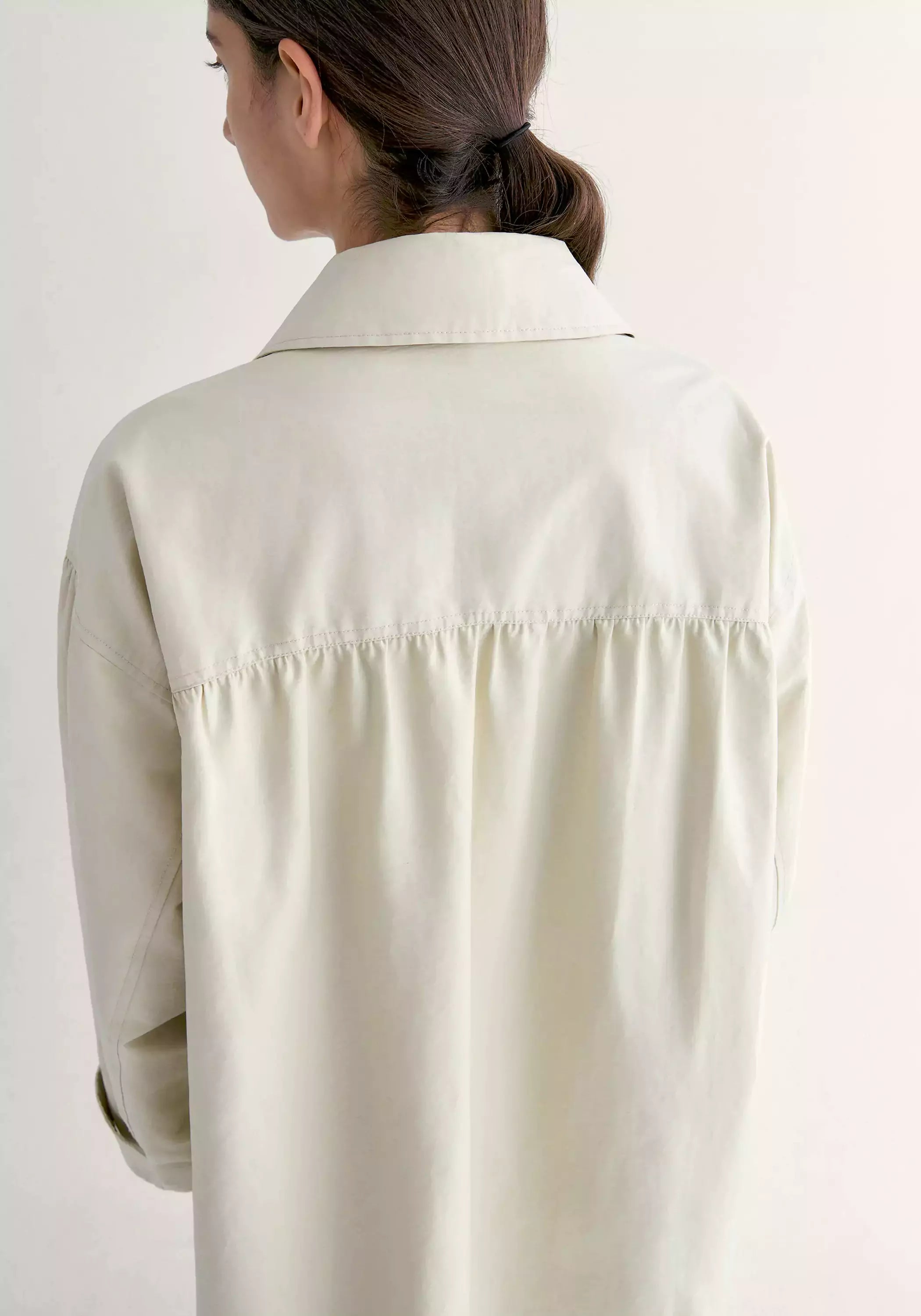 #color_cream white