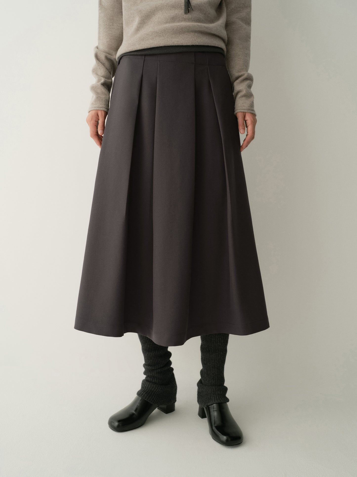 #color_dark gray