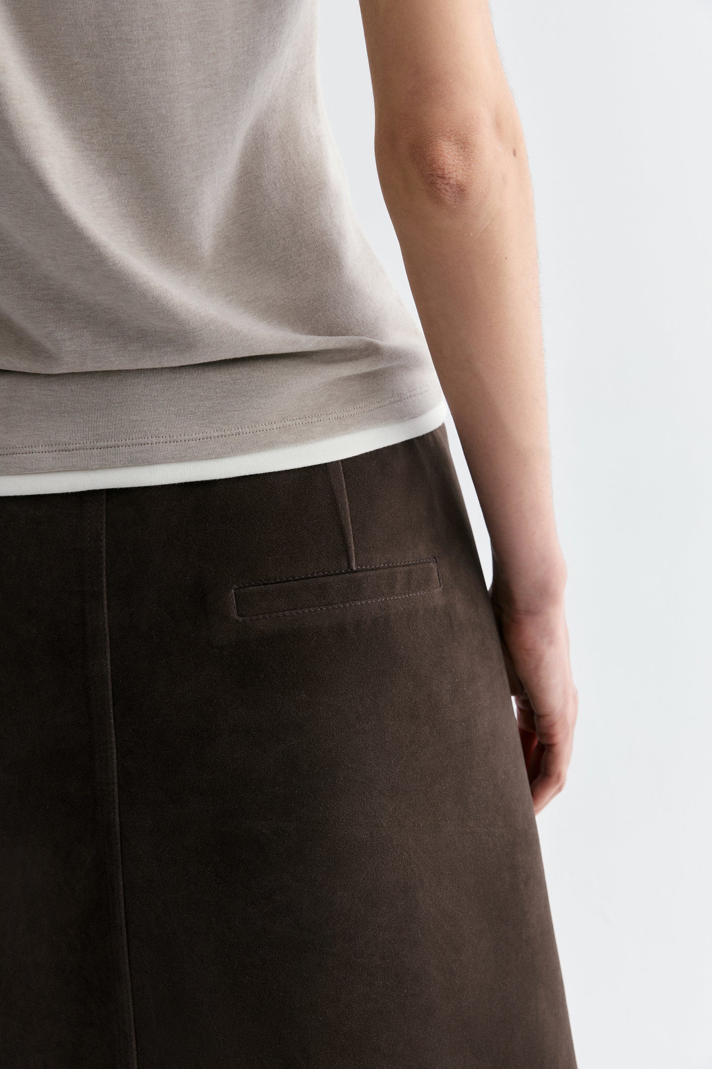 #color_raw umber