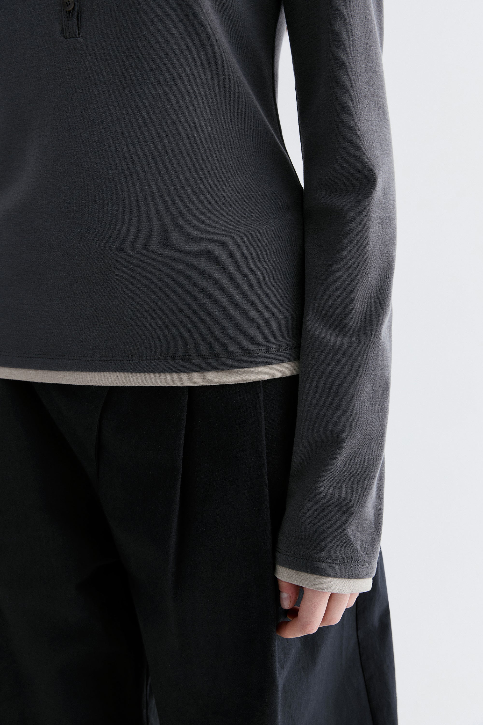 #color_dark gray