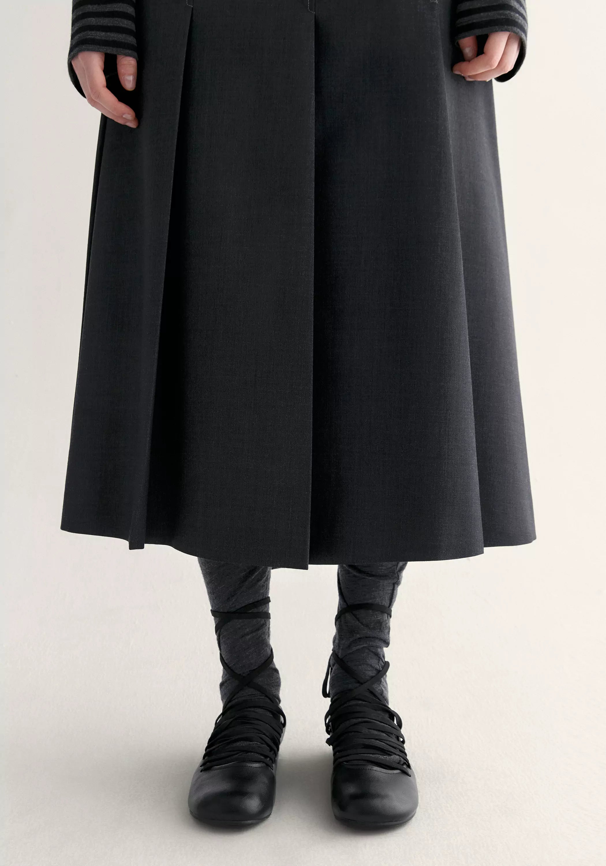 #color_dark gray