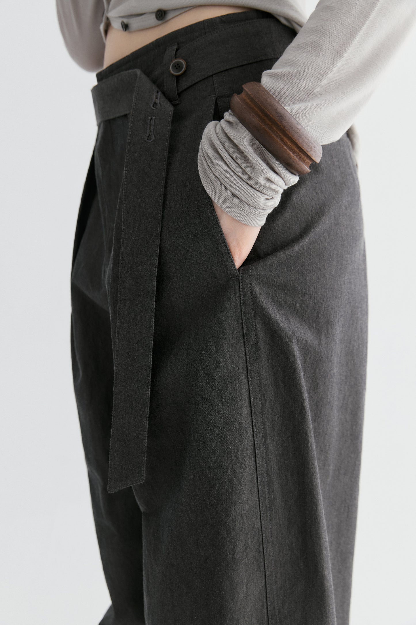 #color_dark gray