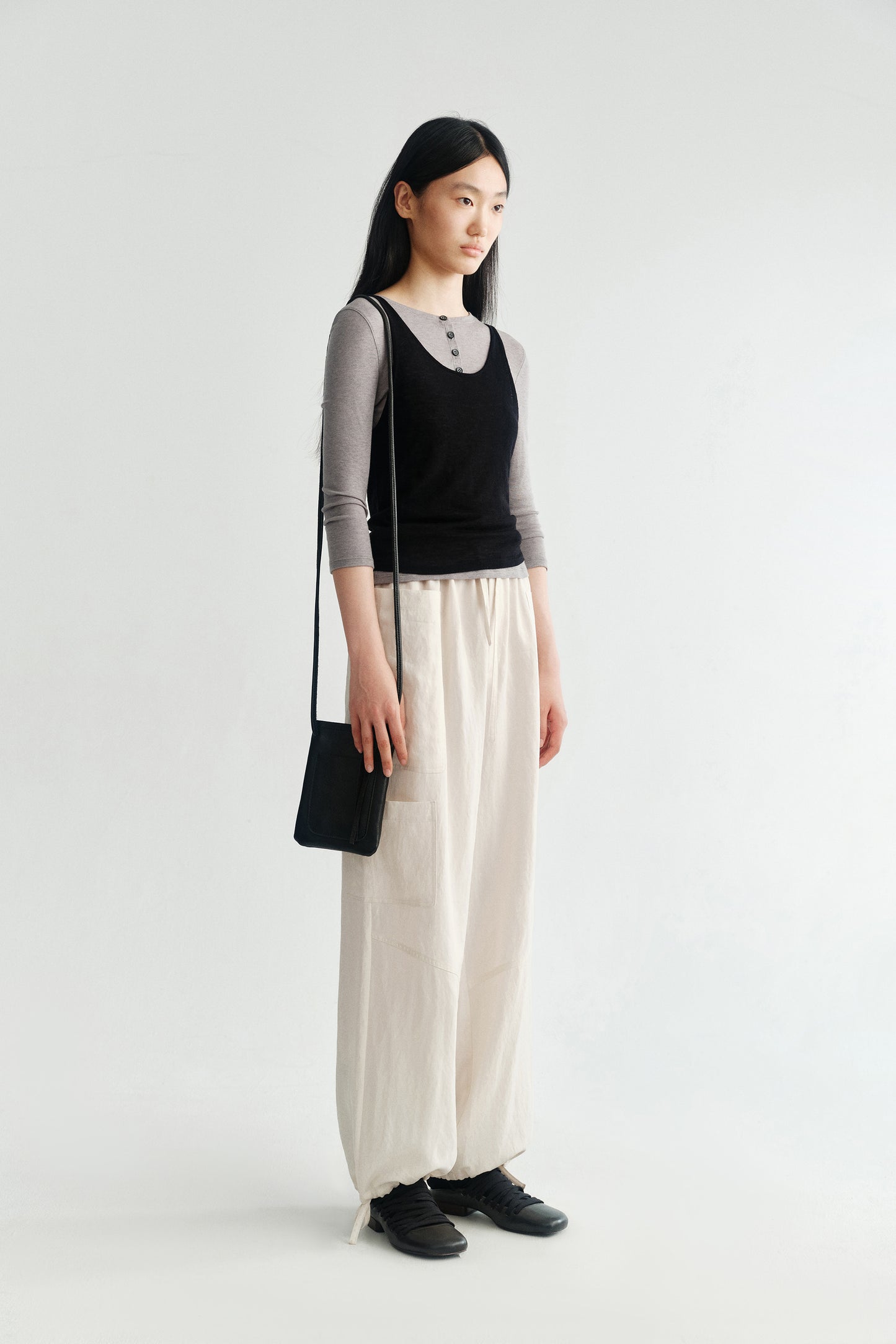 #color_cream white