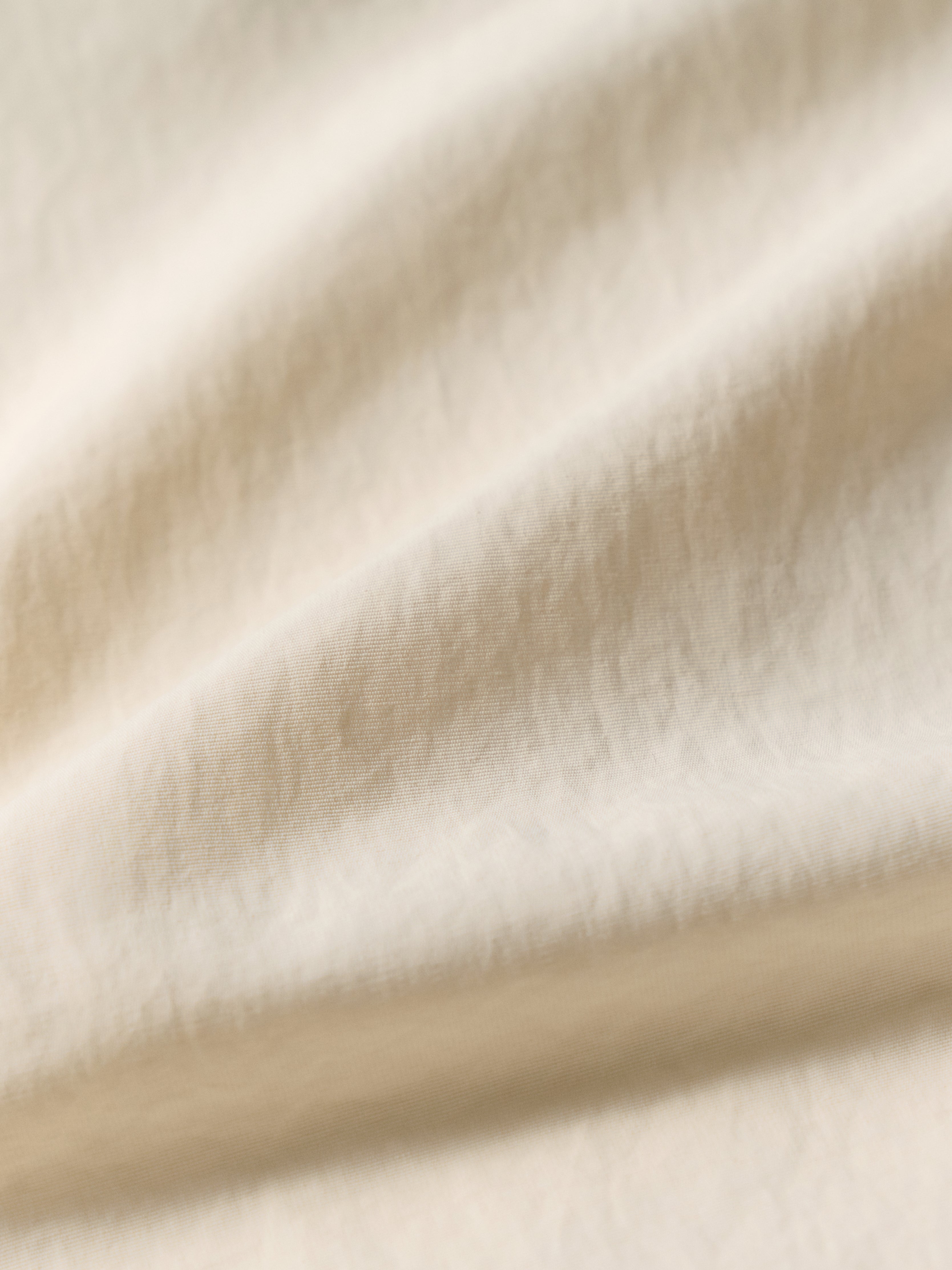 #color_cream white