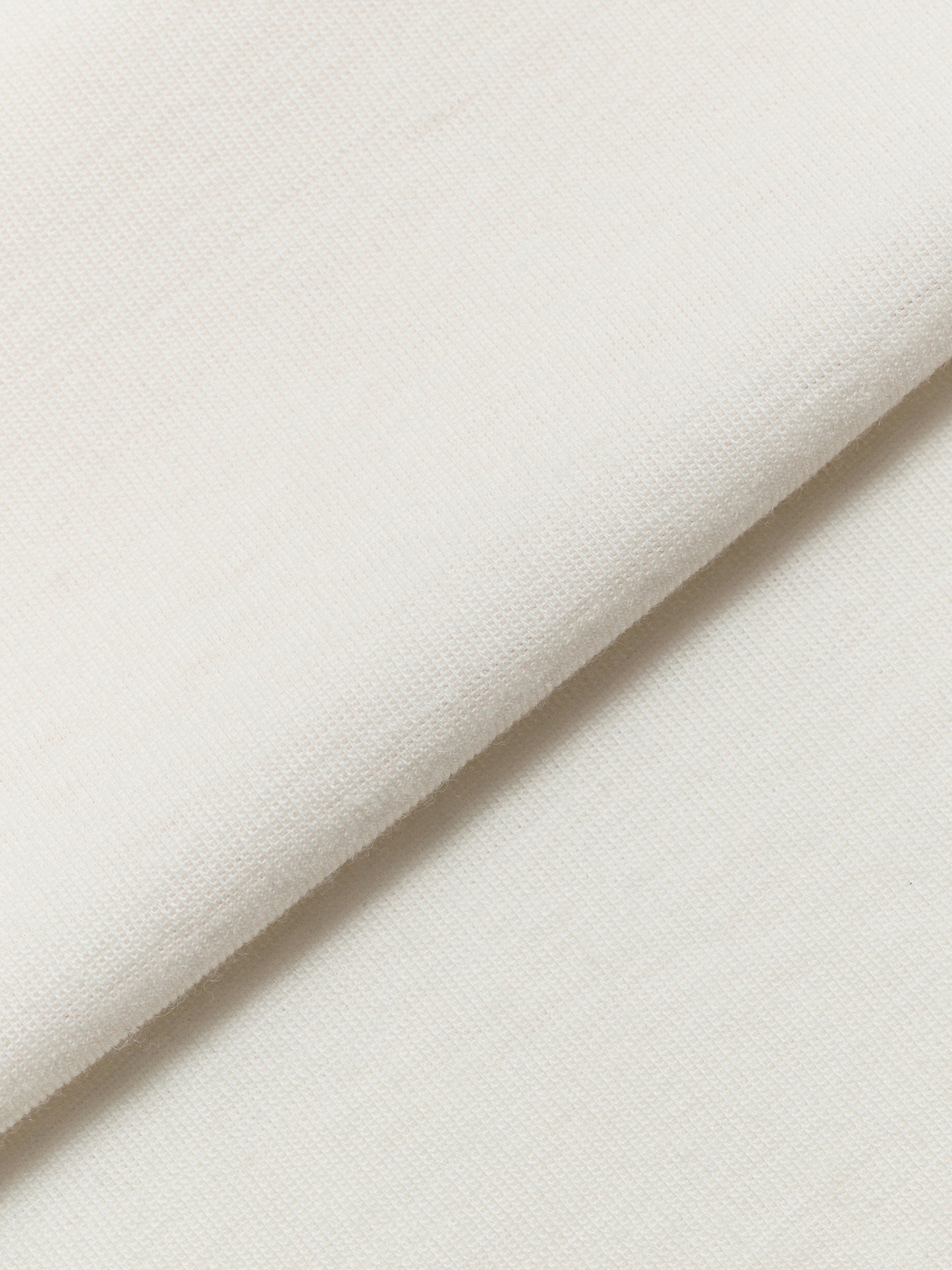 #color_off white