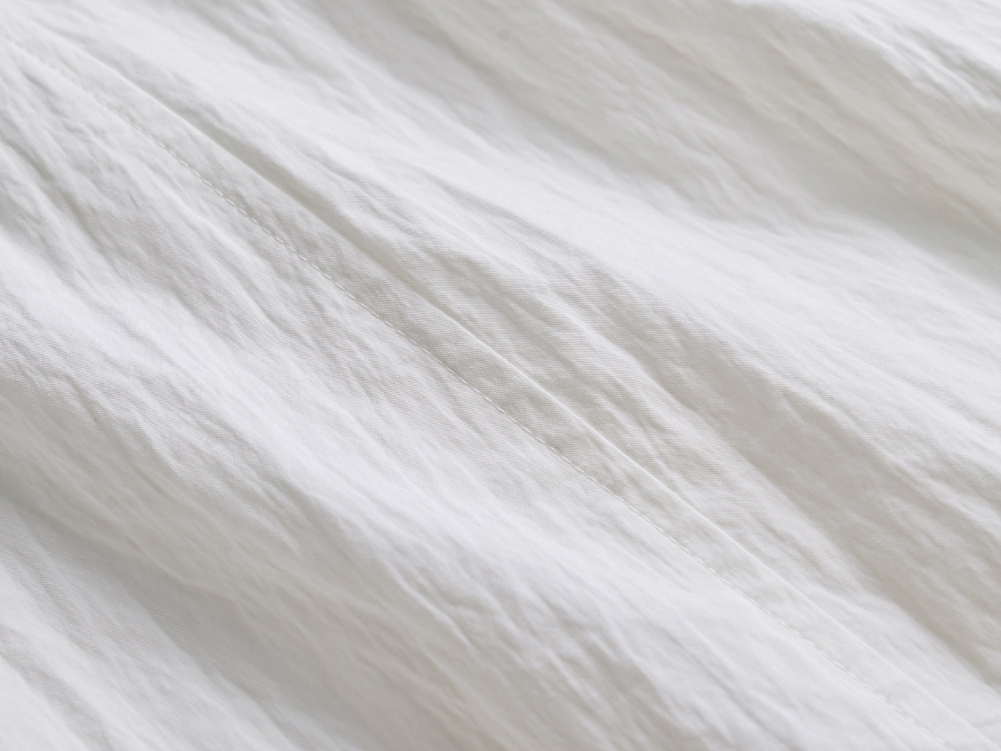 #color_off white