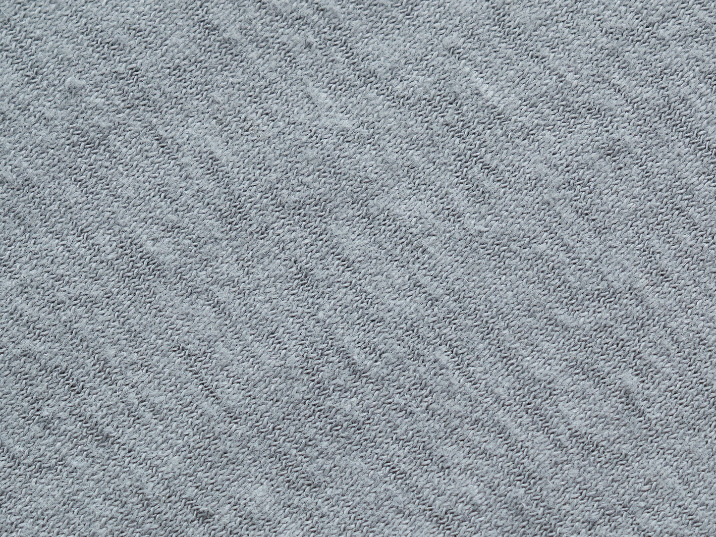 #color_mid gray