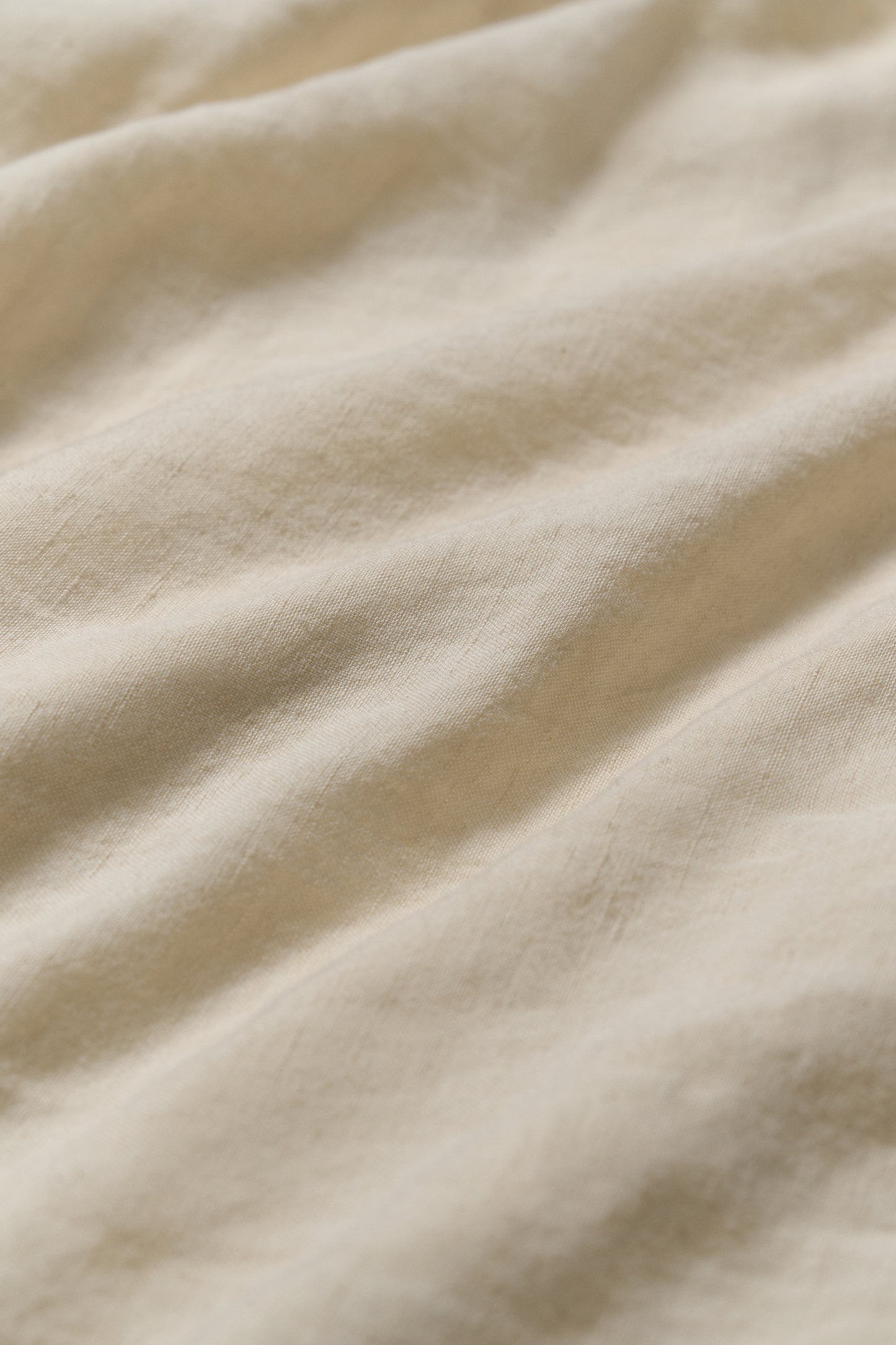 #color_cream white
