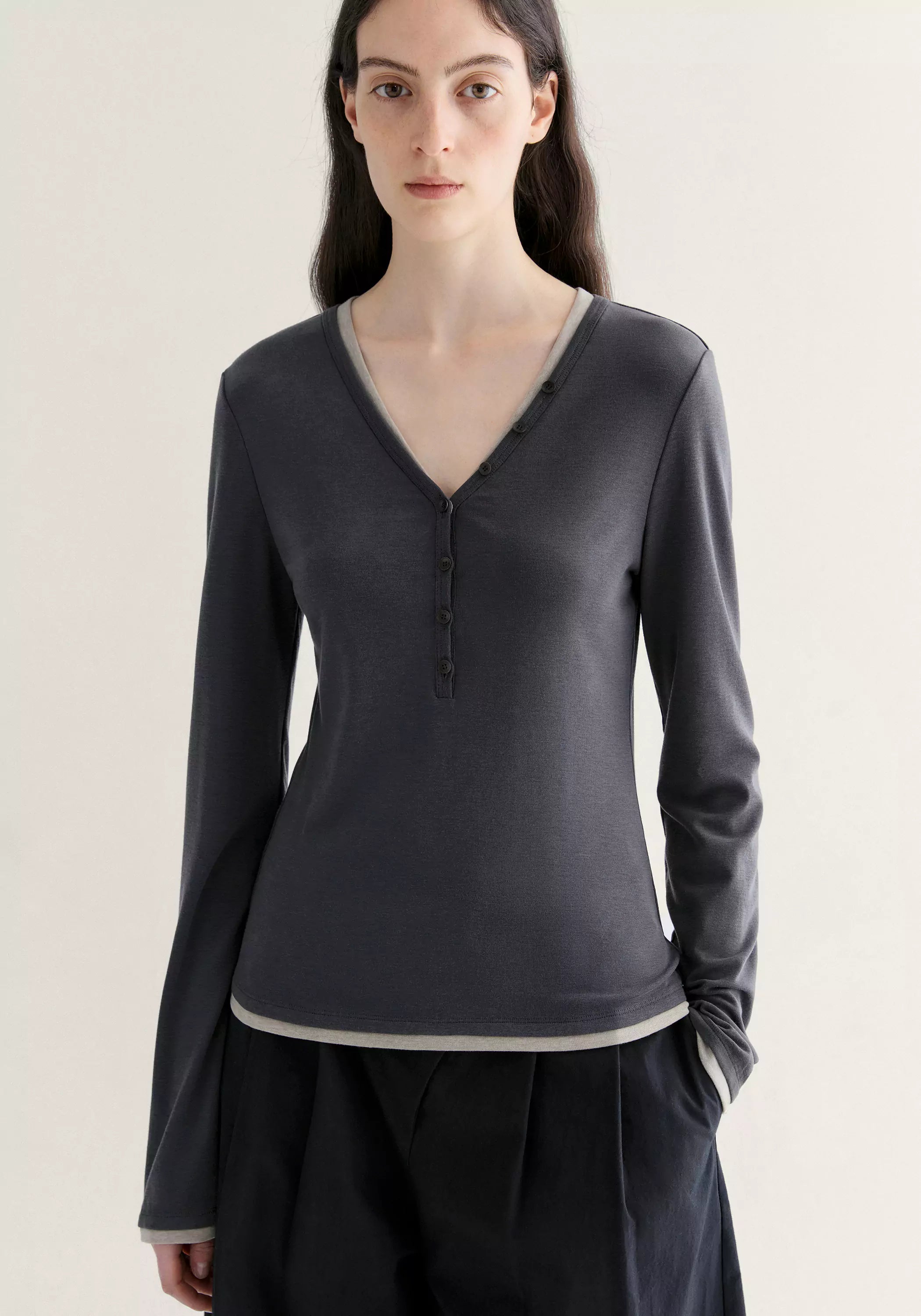 #color_dark gray