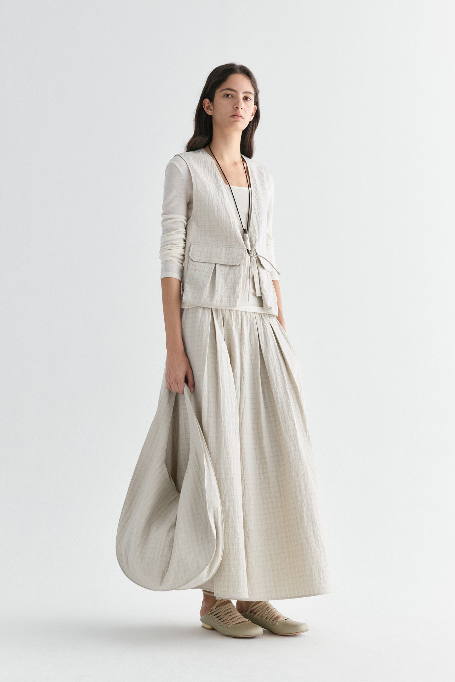 #color_off white