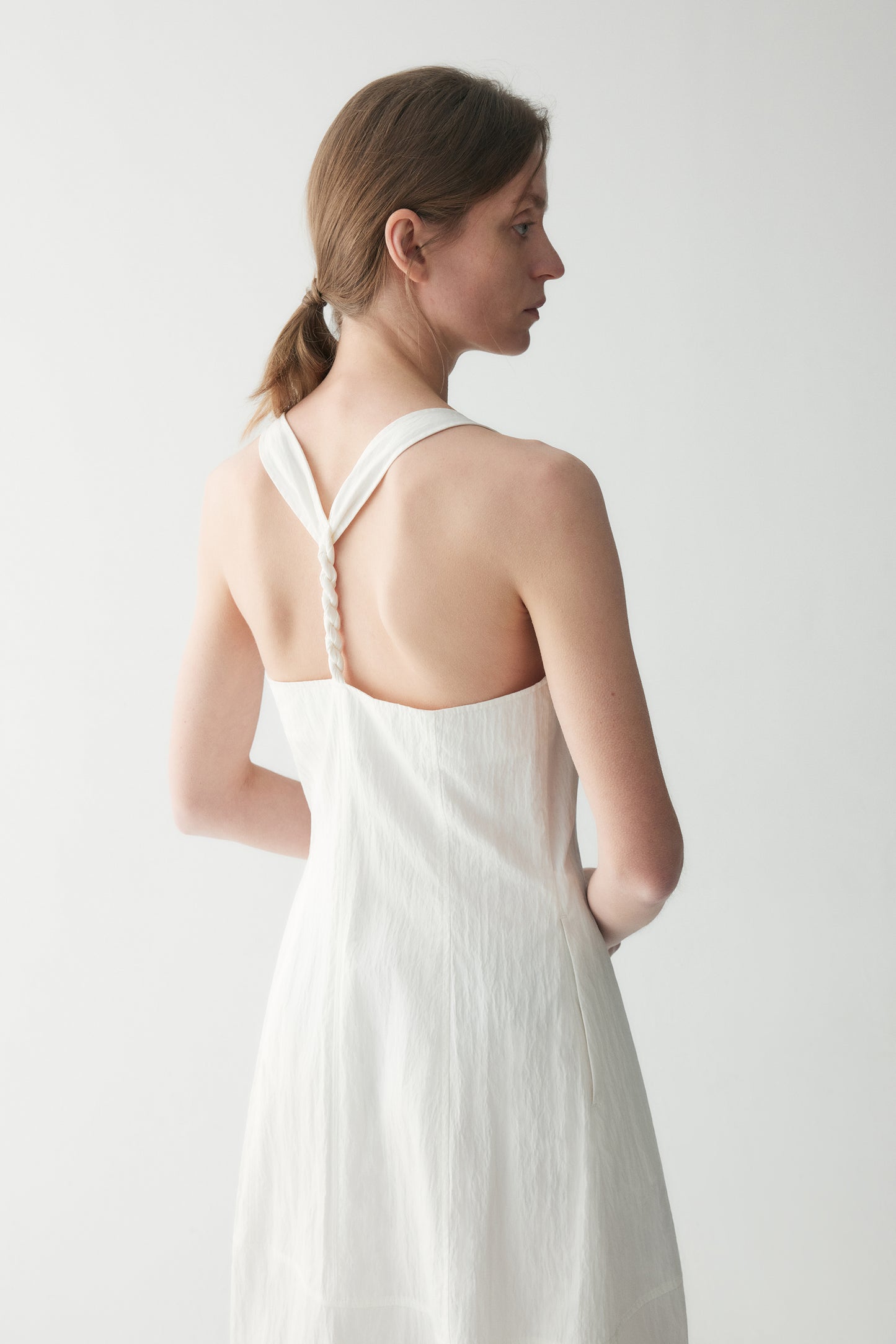 #color_off white