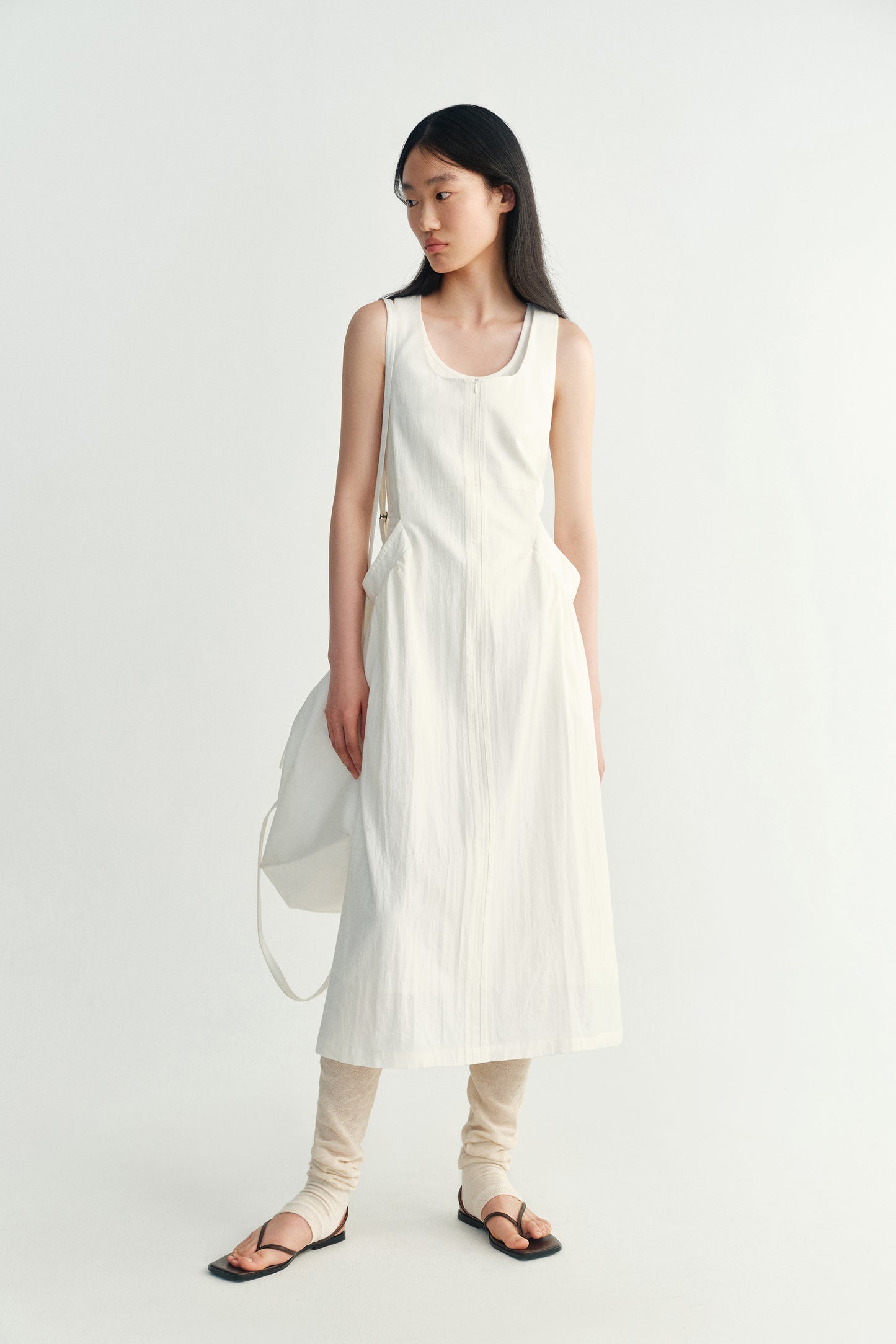 #color_off white