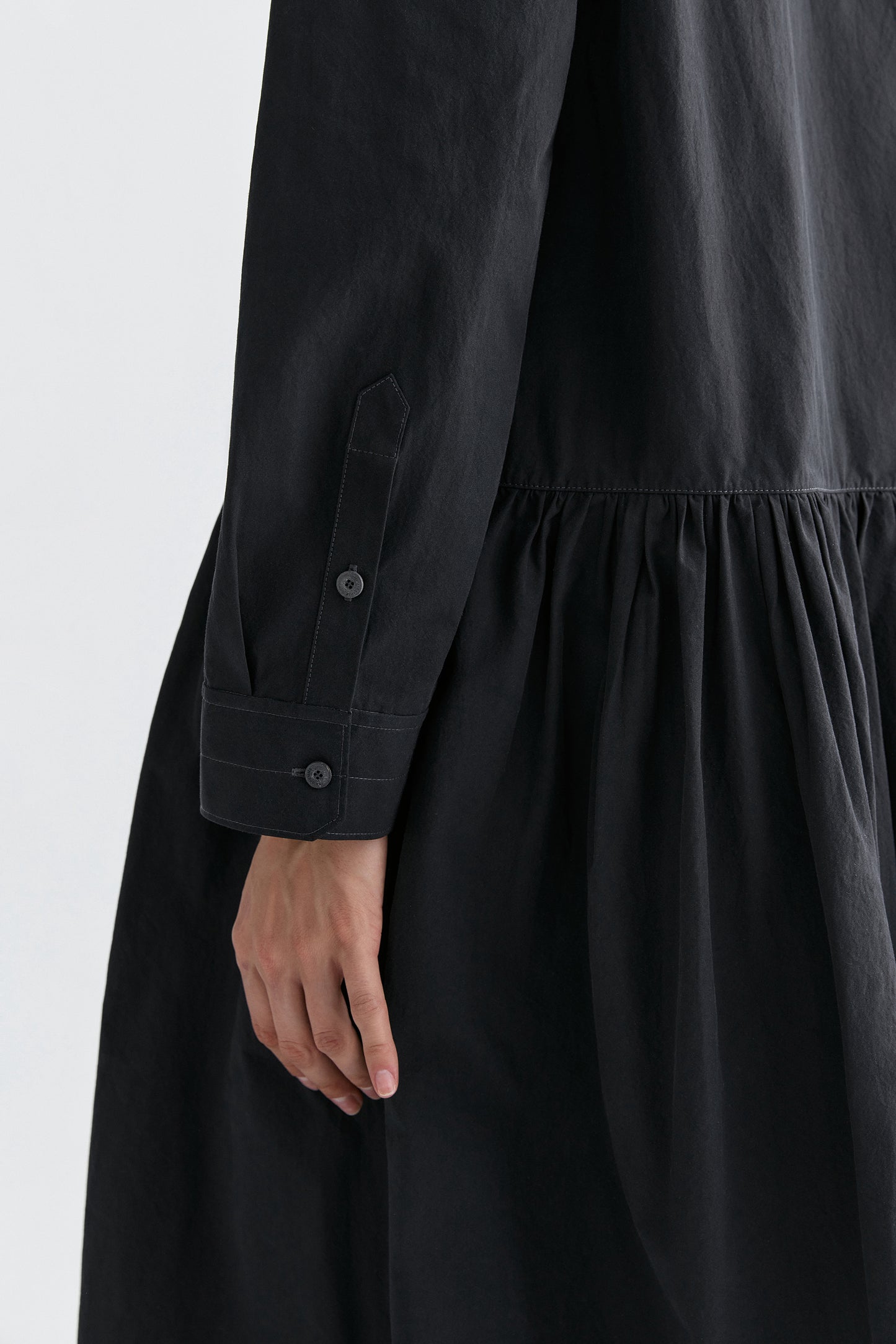 #color_black