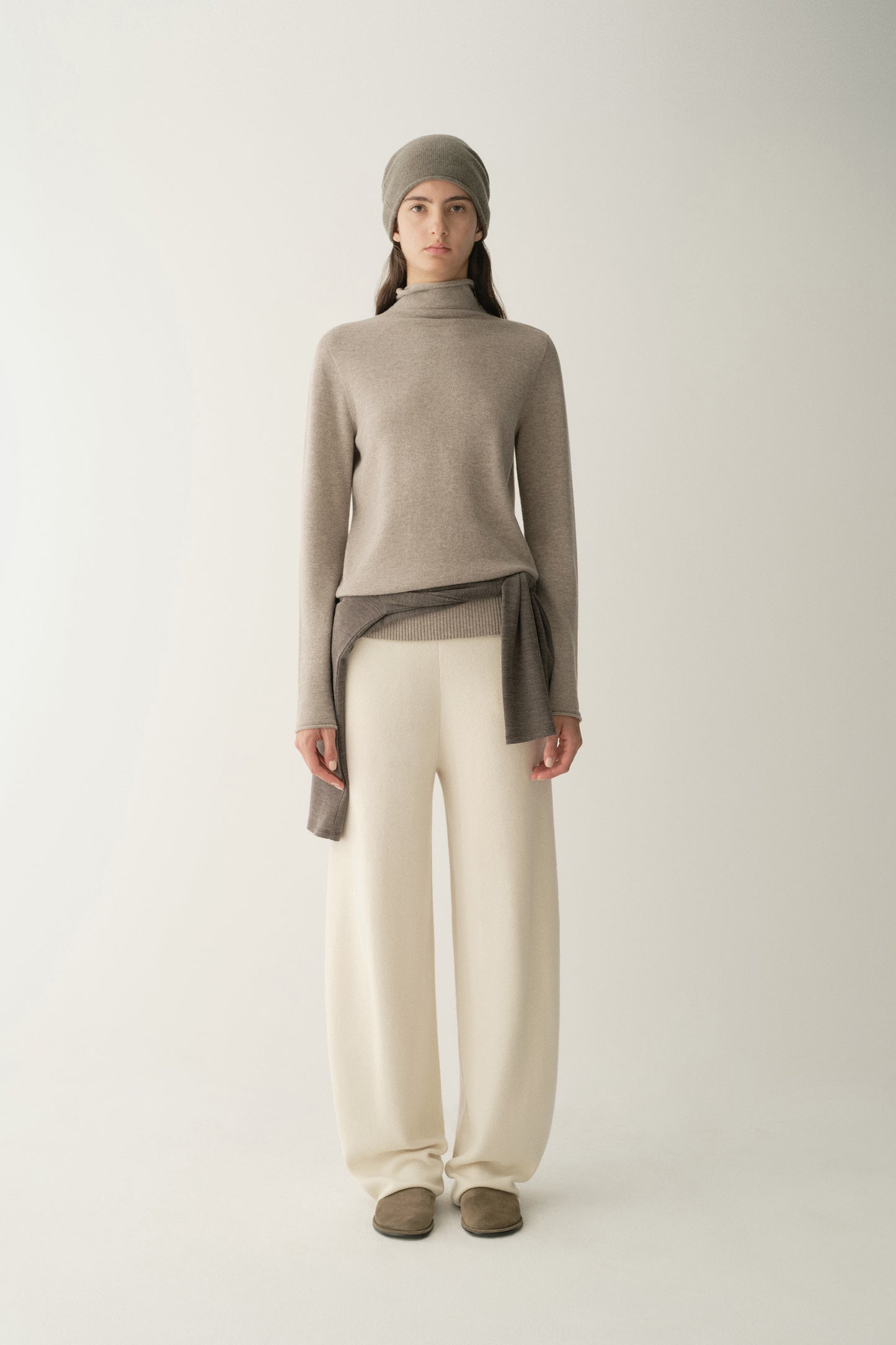 #color_off white