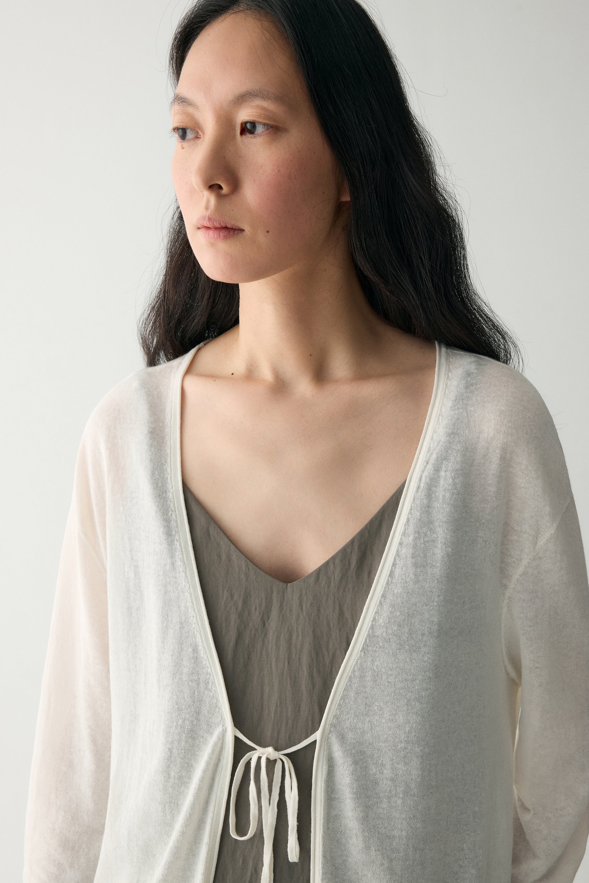 #color_off white
