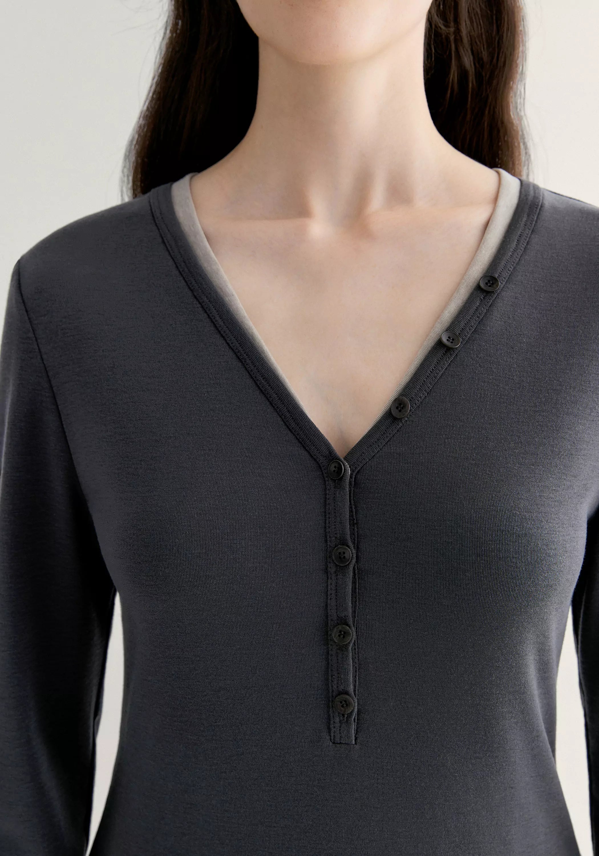 #color_dark gray