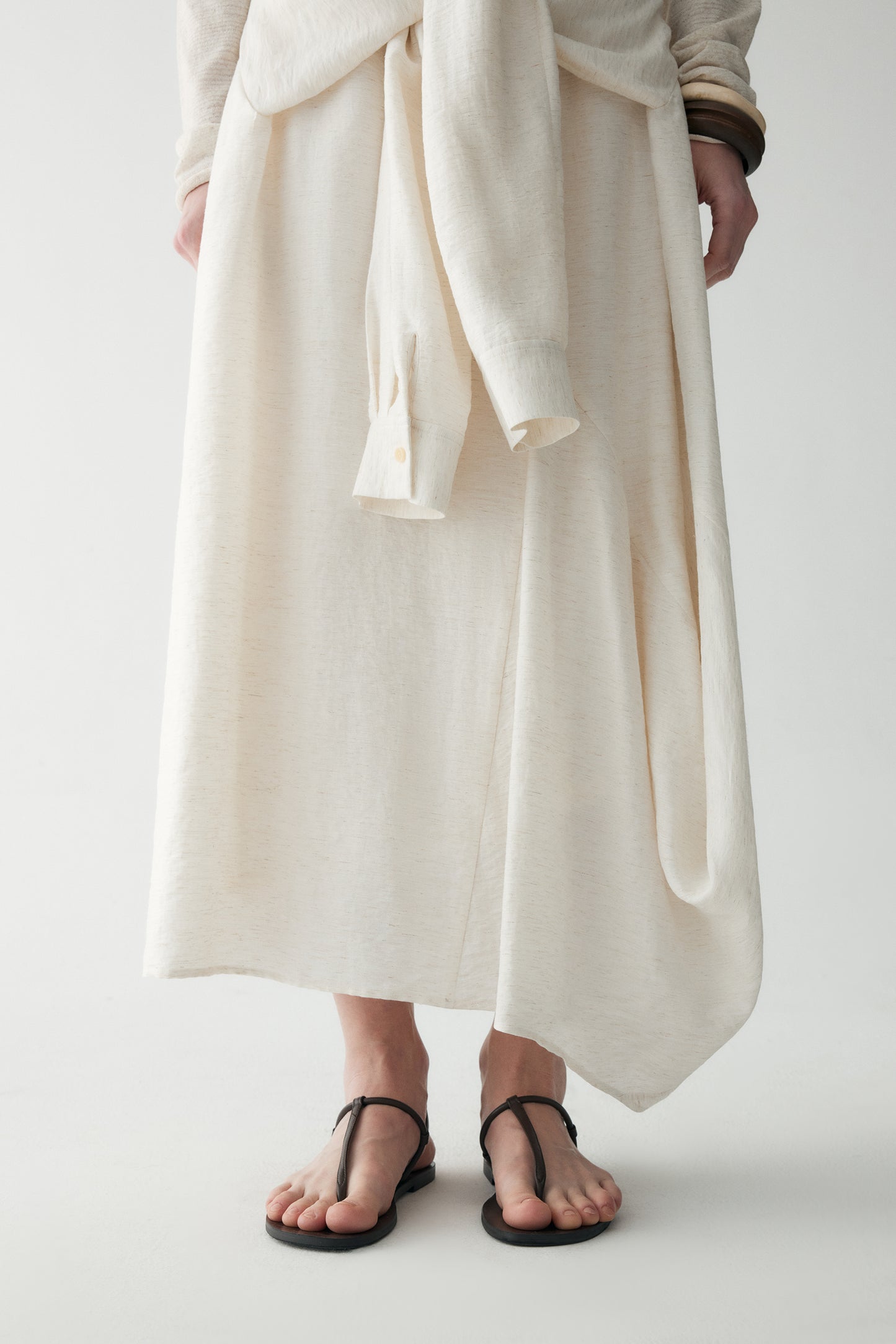 #color_off white