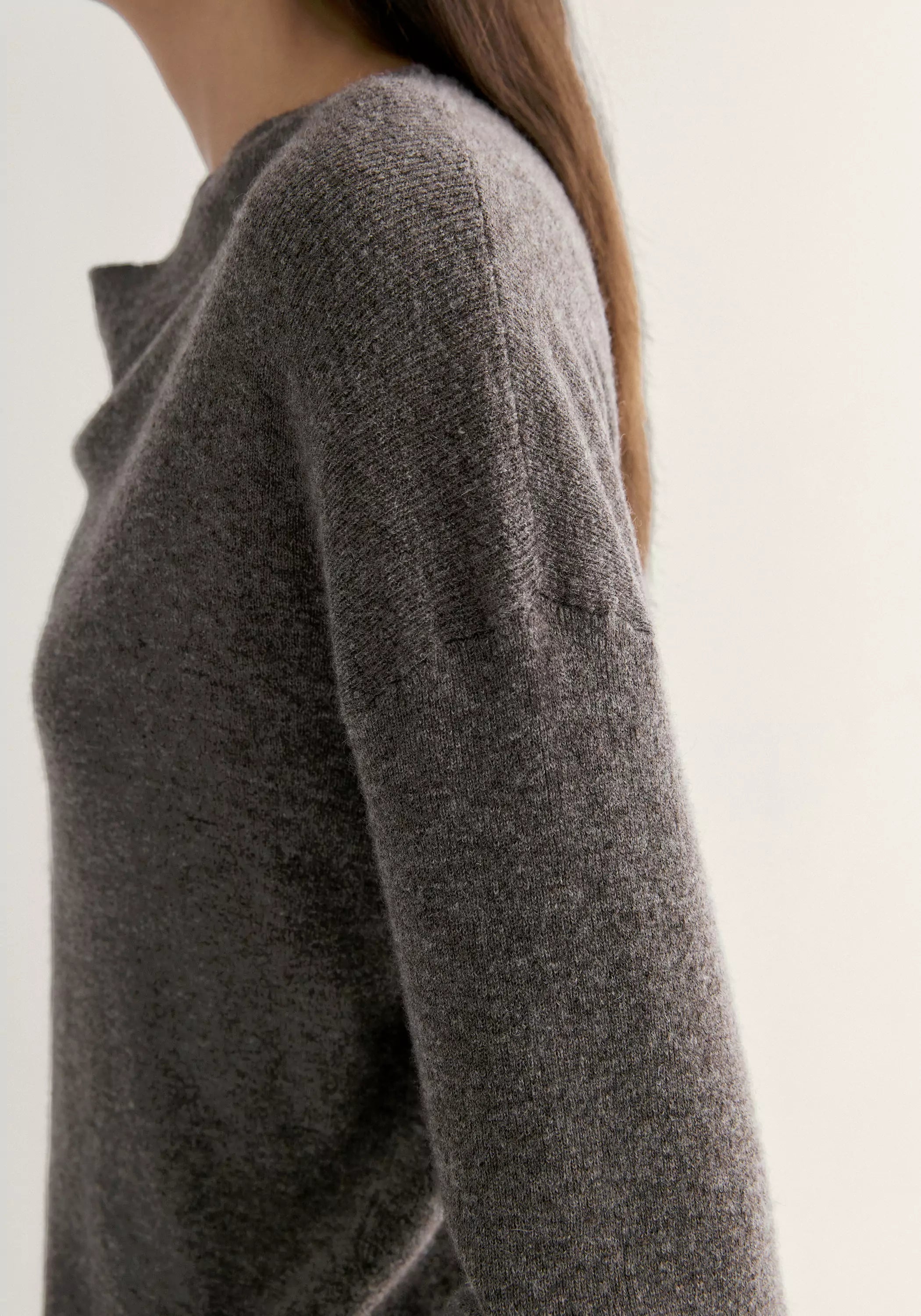 #color_raw umber