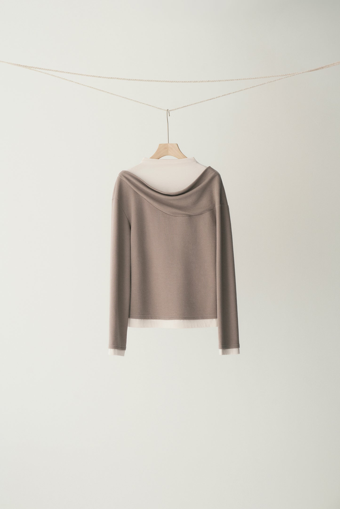 #color_light khaki