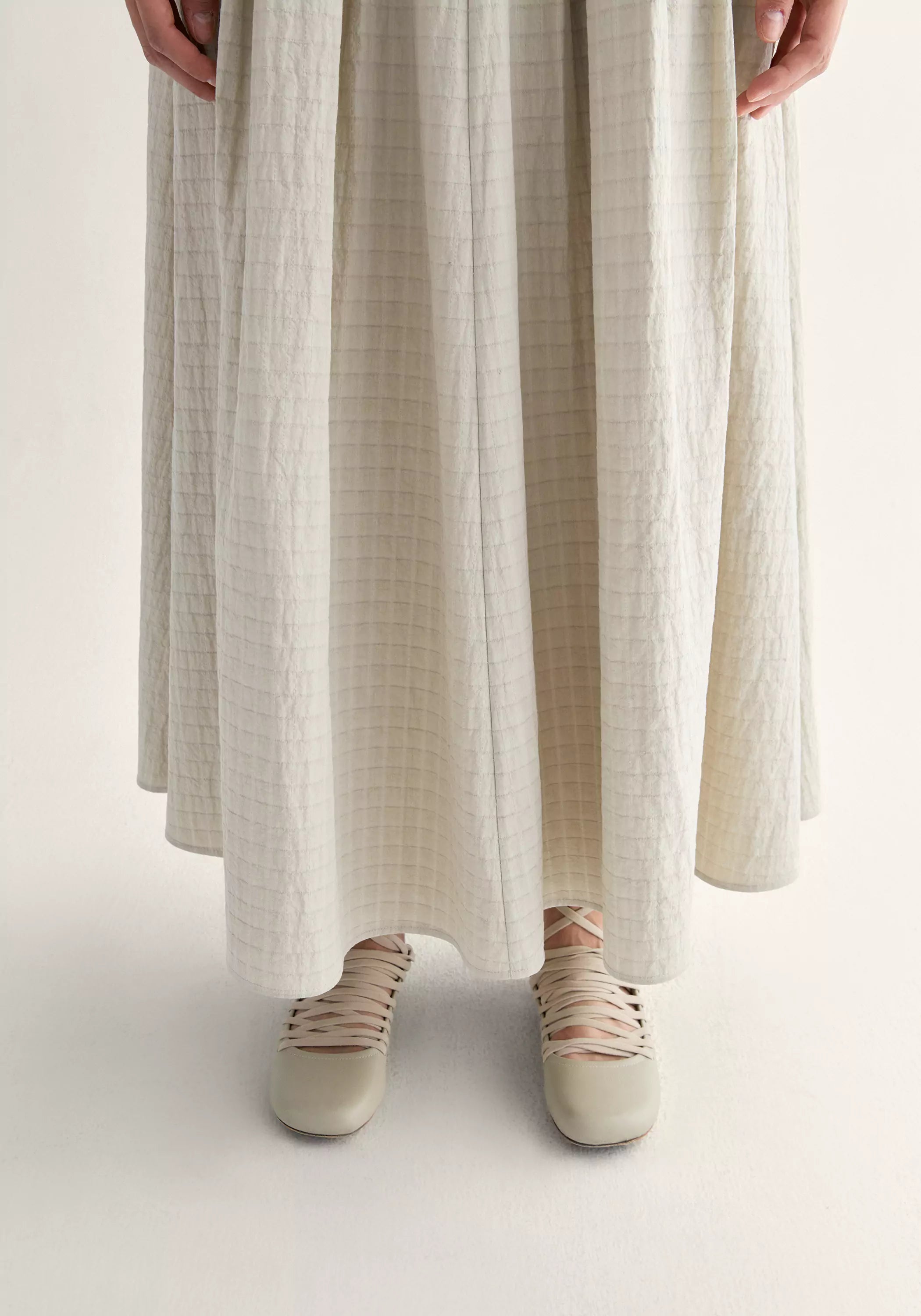 #color_off white