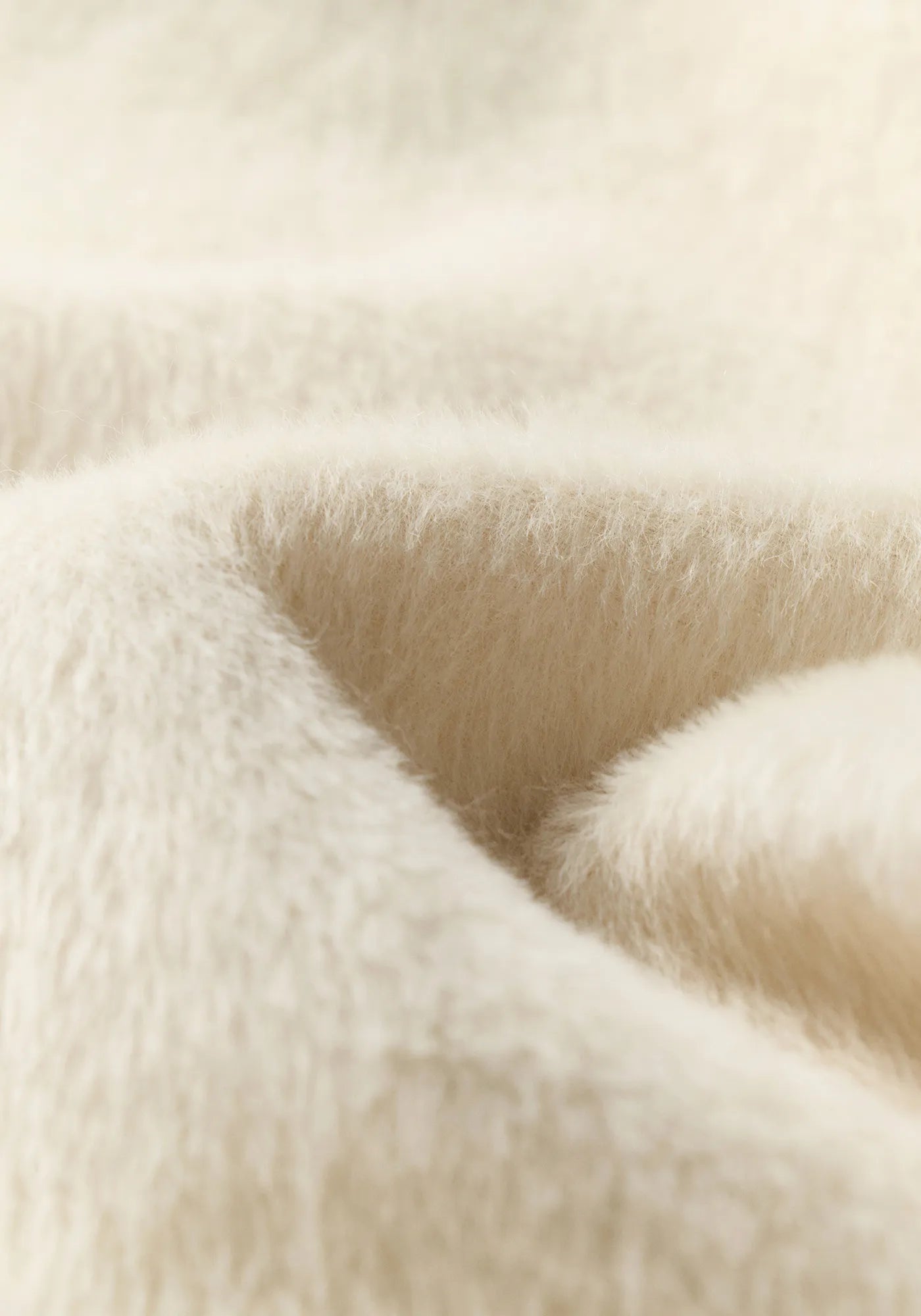 #color_off white