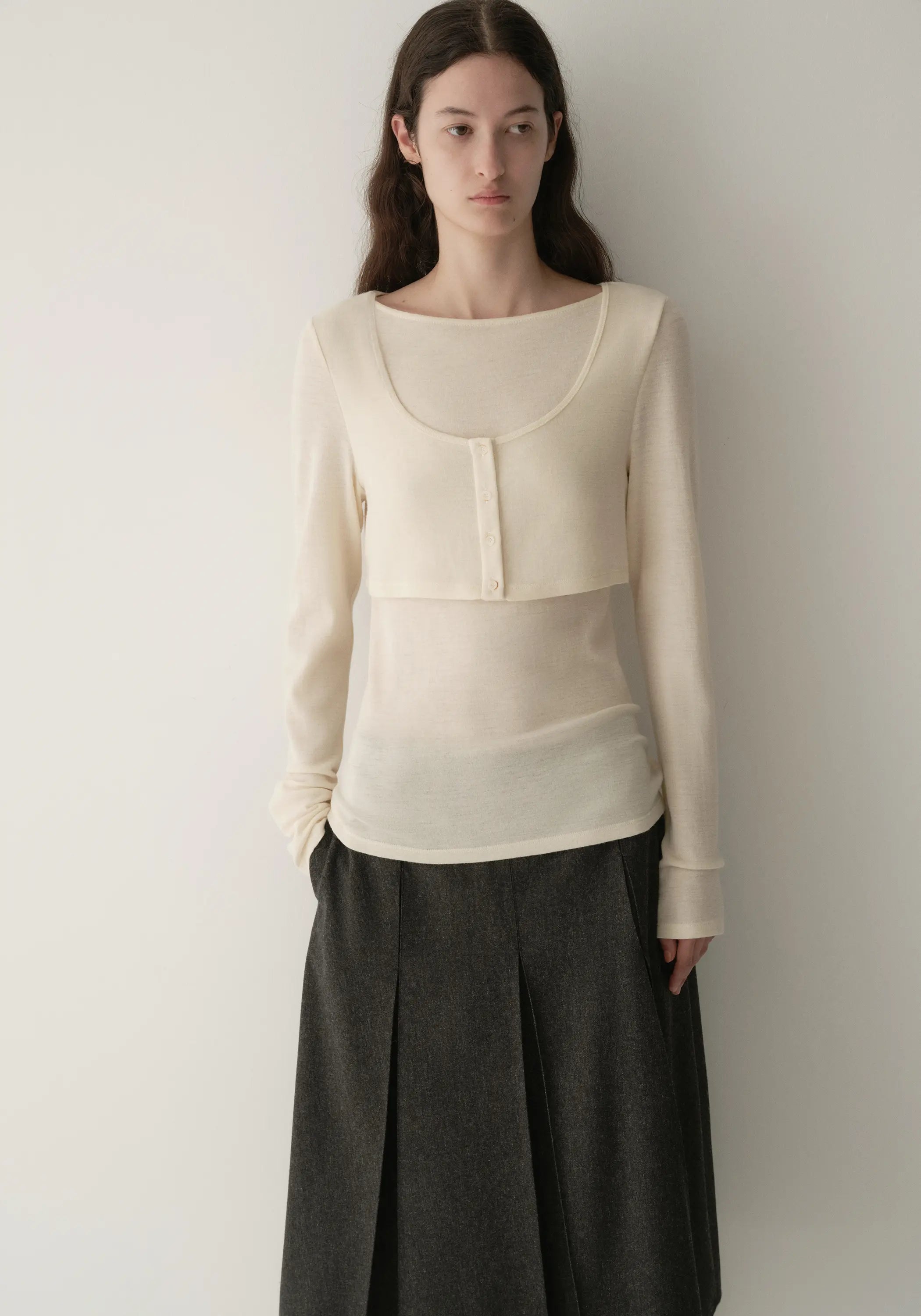 #color_off white