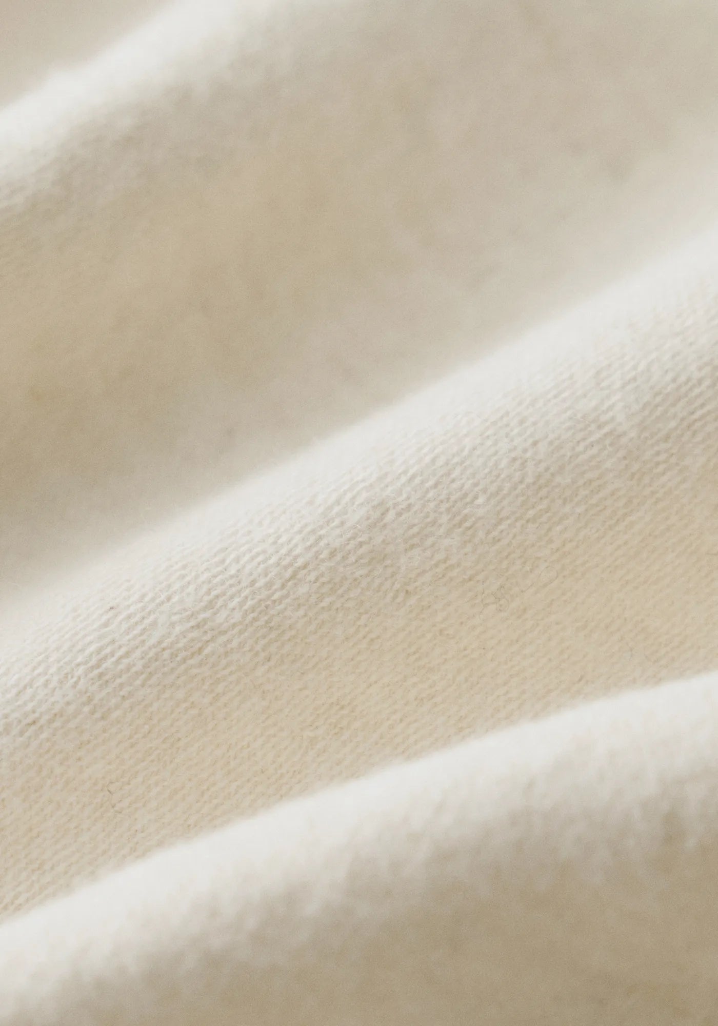 #color_off white
