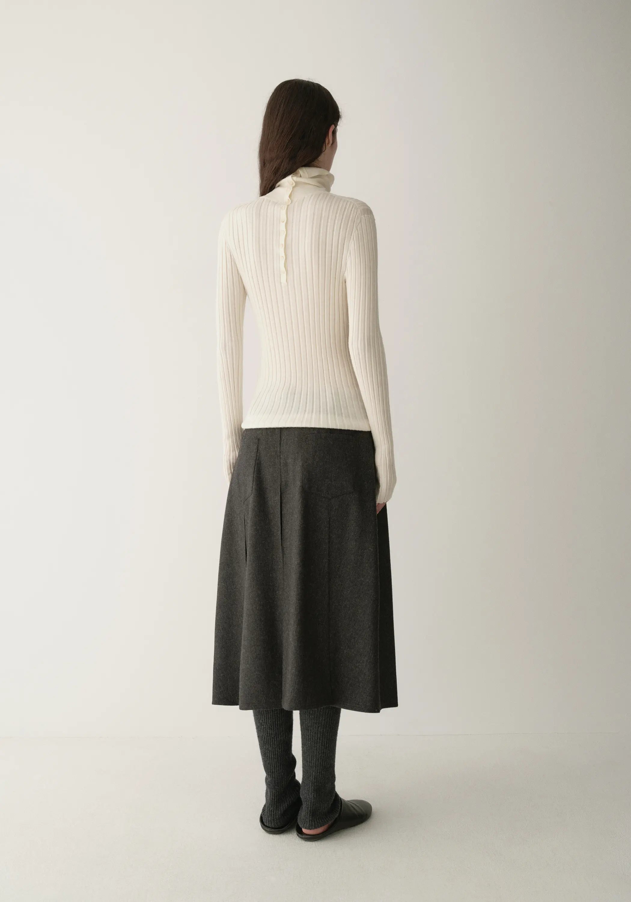 #color_off white