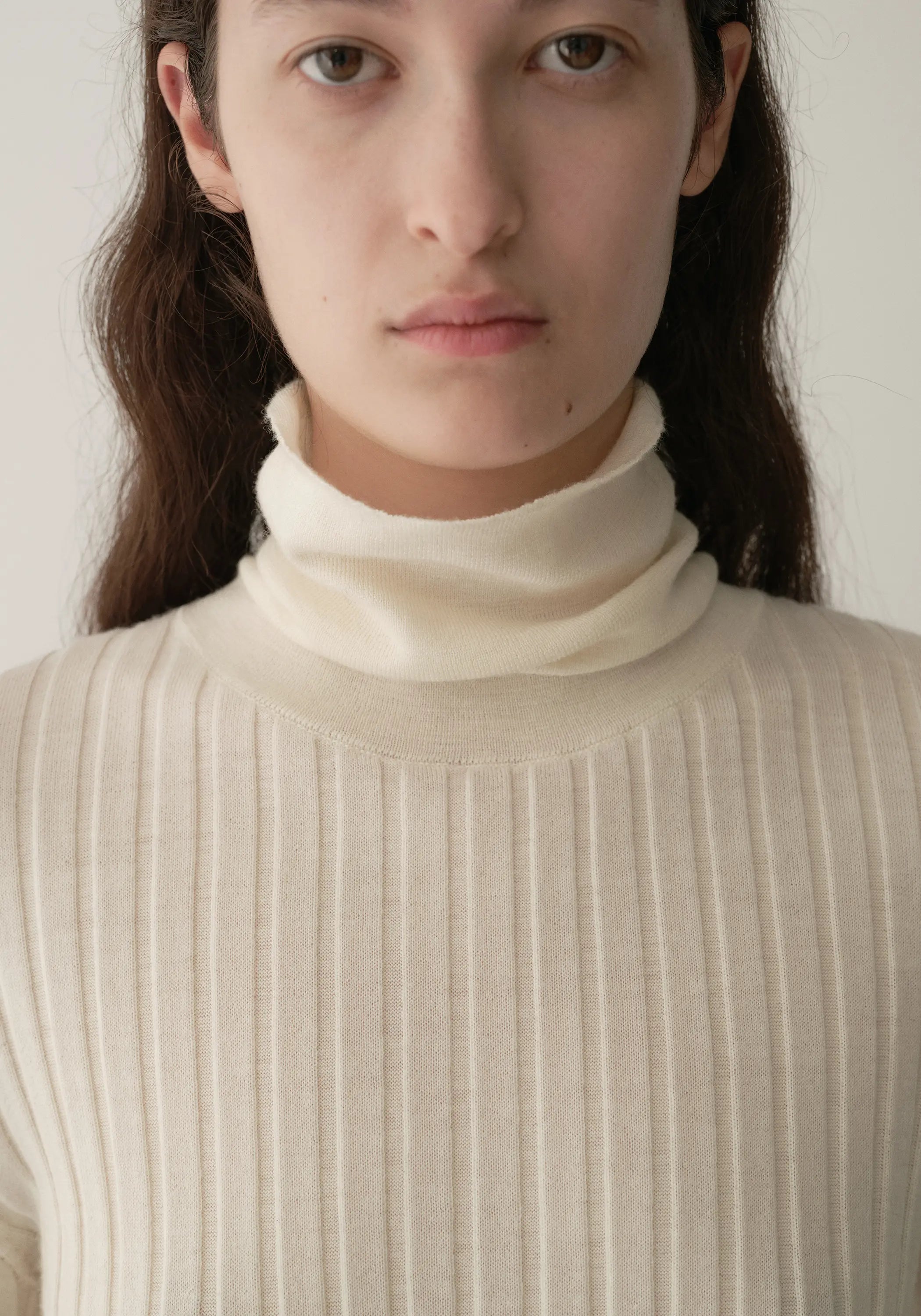 #color_off white