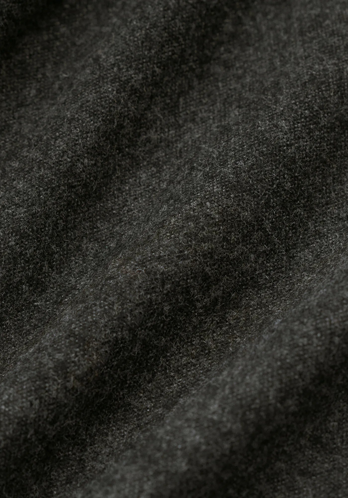 #color_black ash