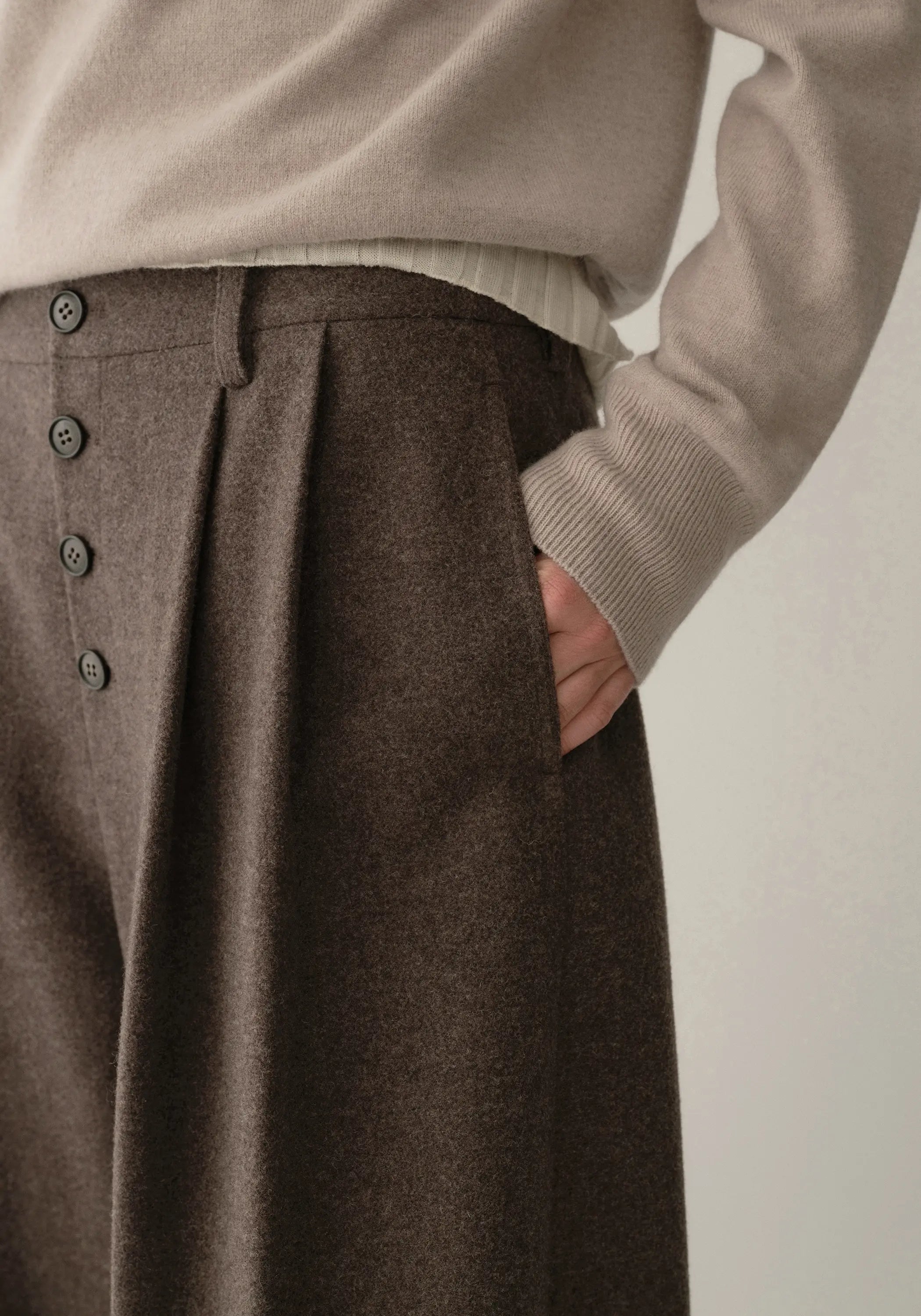 #color_raw umber