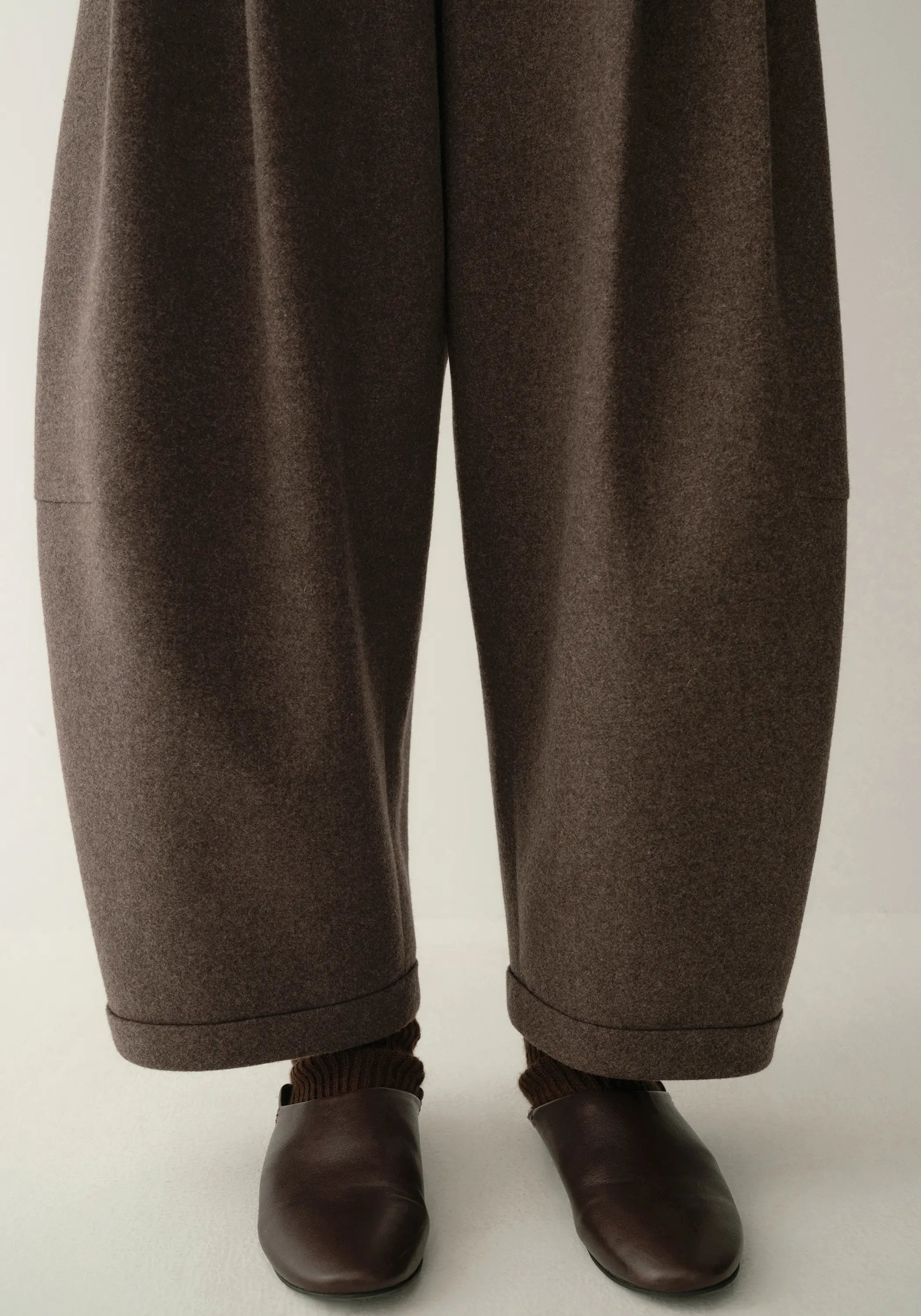 #color_raw umber