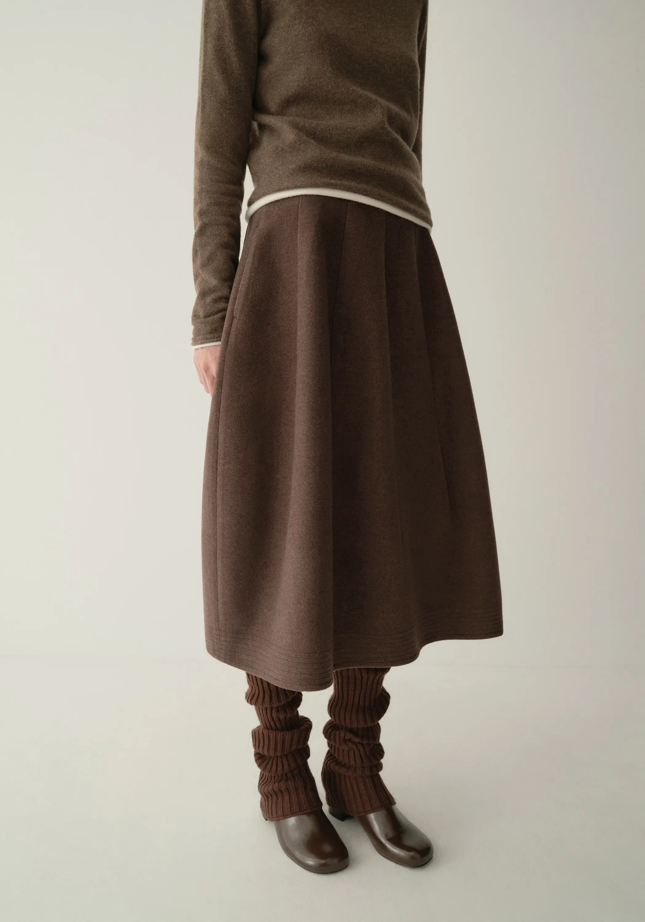 #color_raw umber
