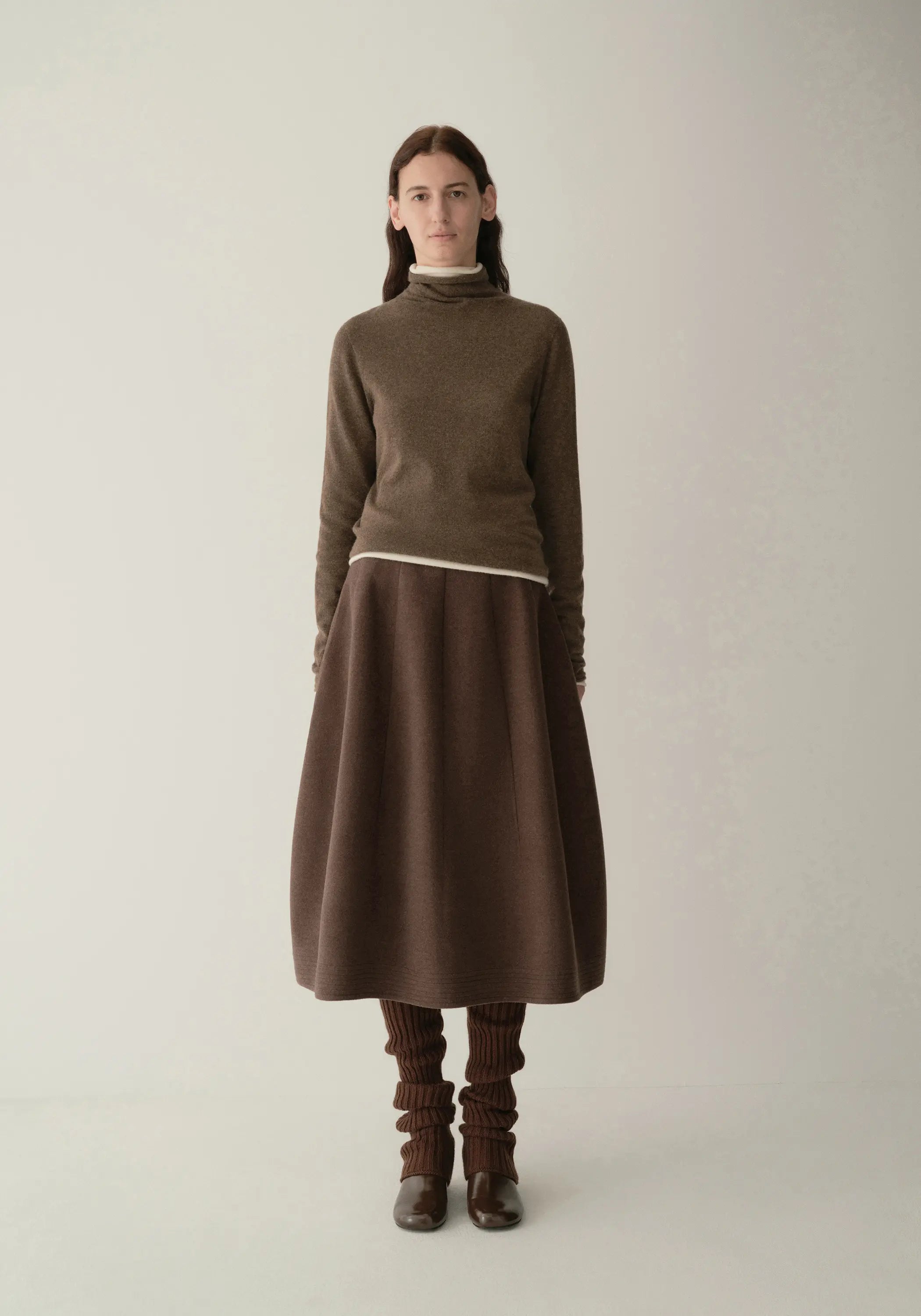 #color_raw umber