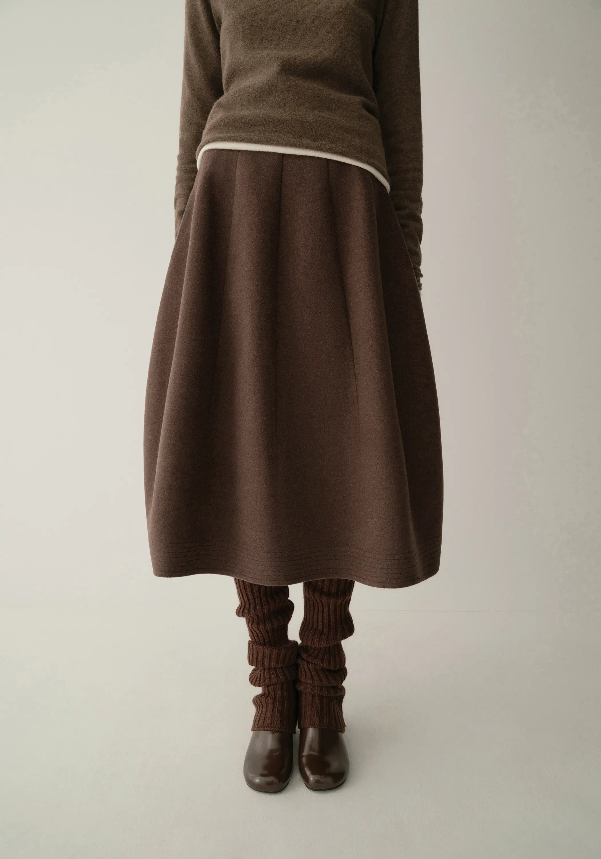 #color_raw umber
