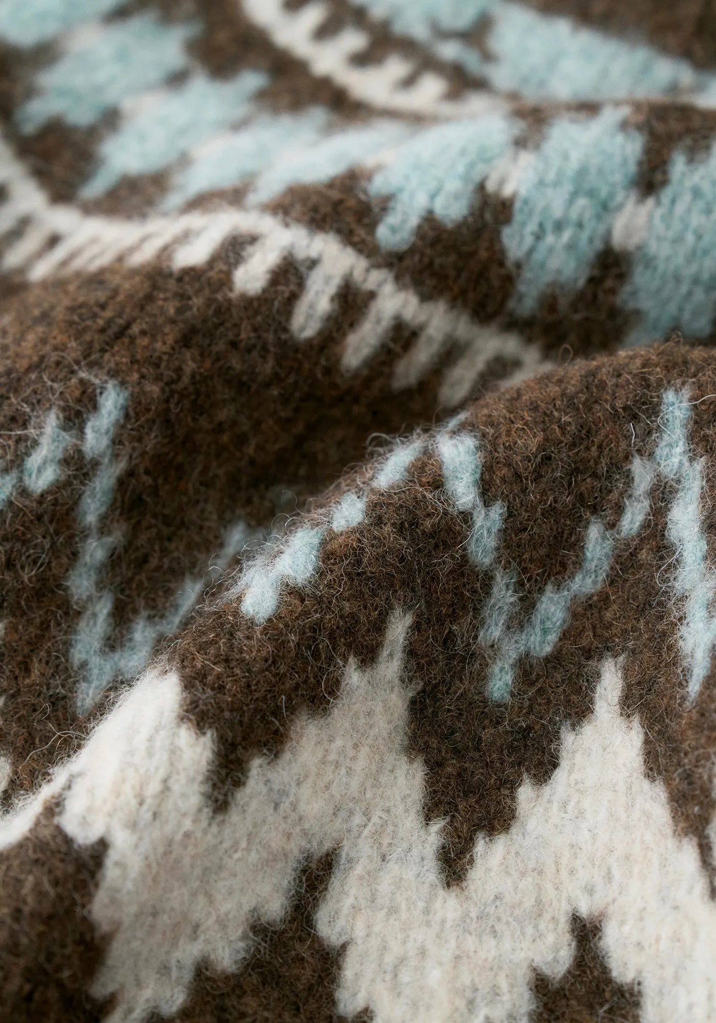 #color_raw umber