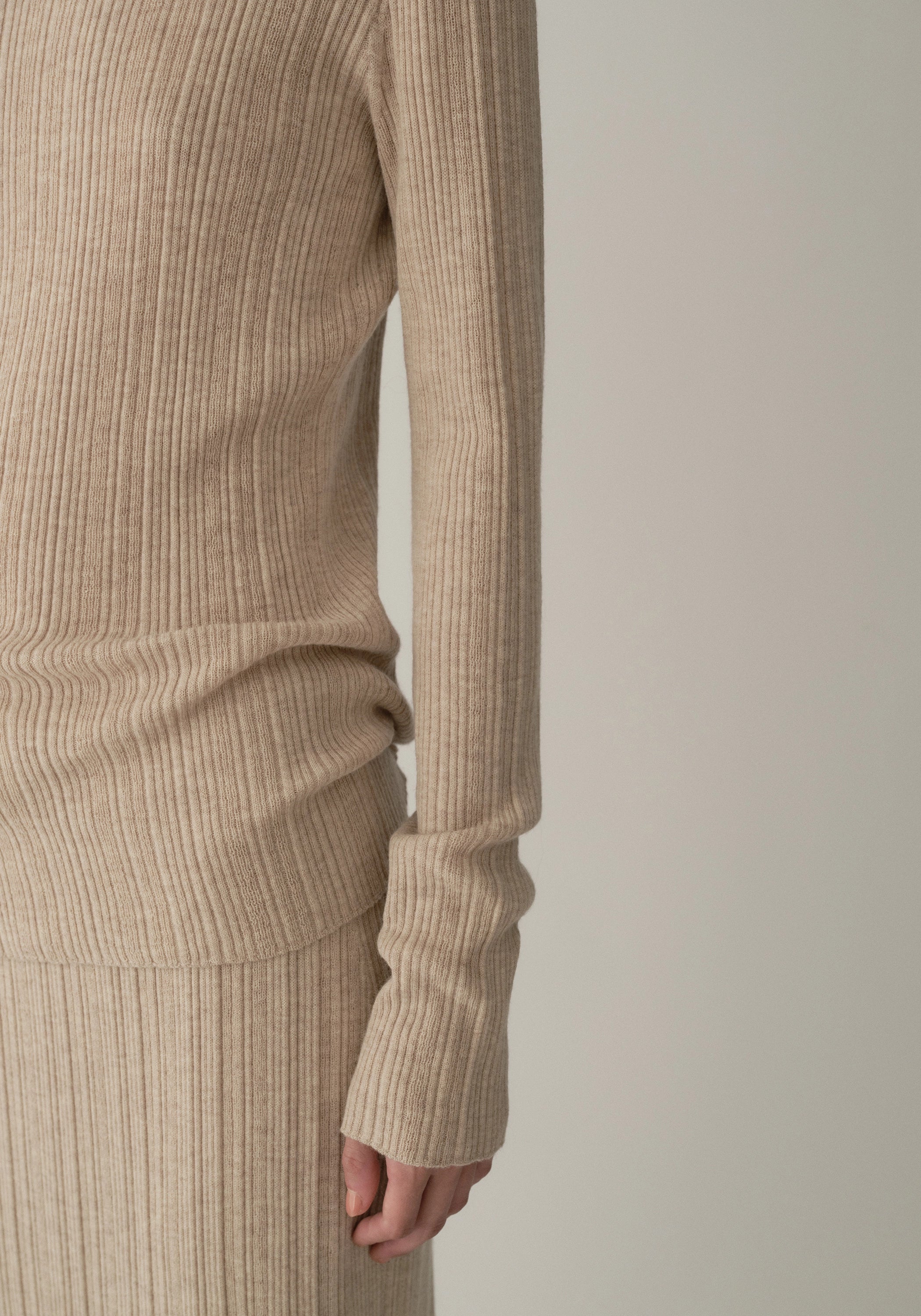 #color_light khaki