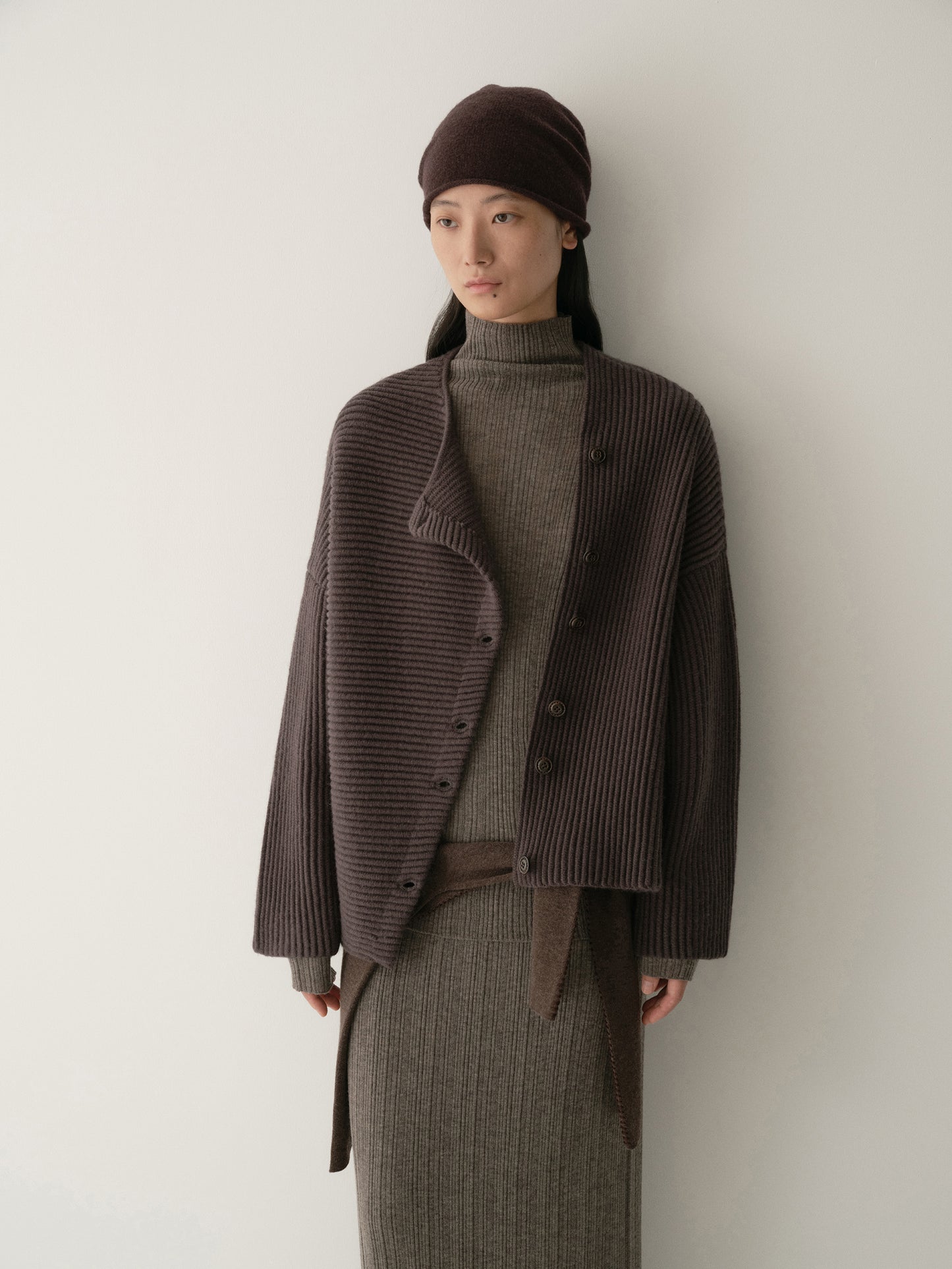 #color_mid gray