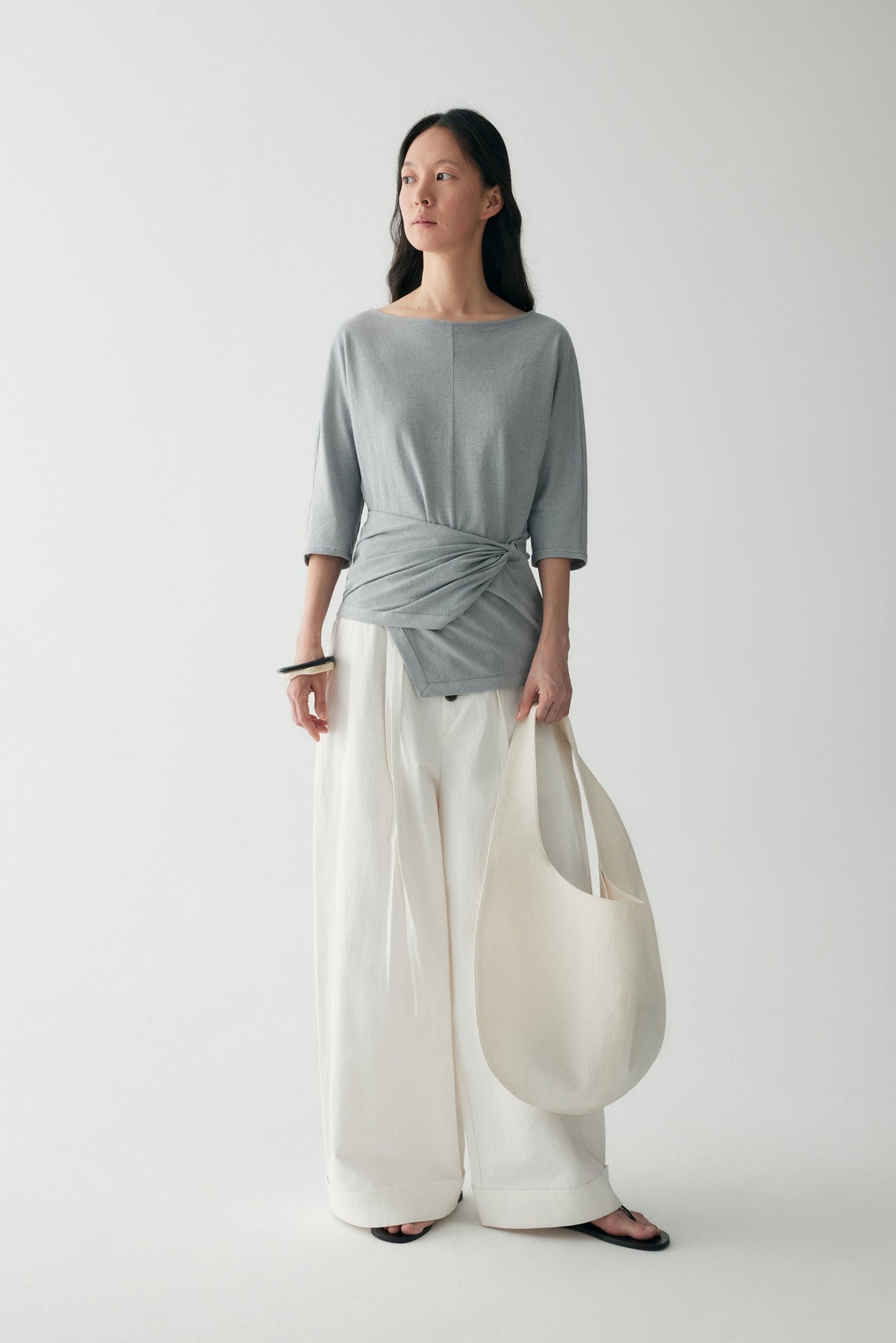 #color_mid gray