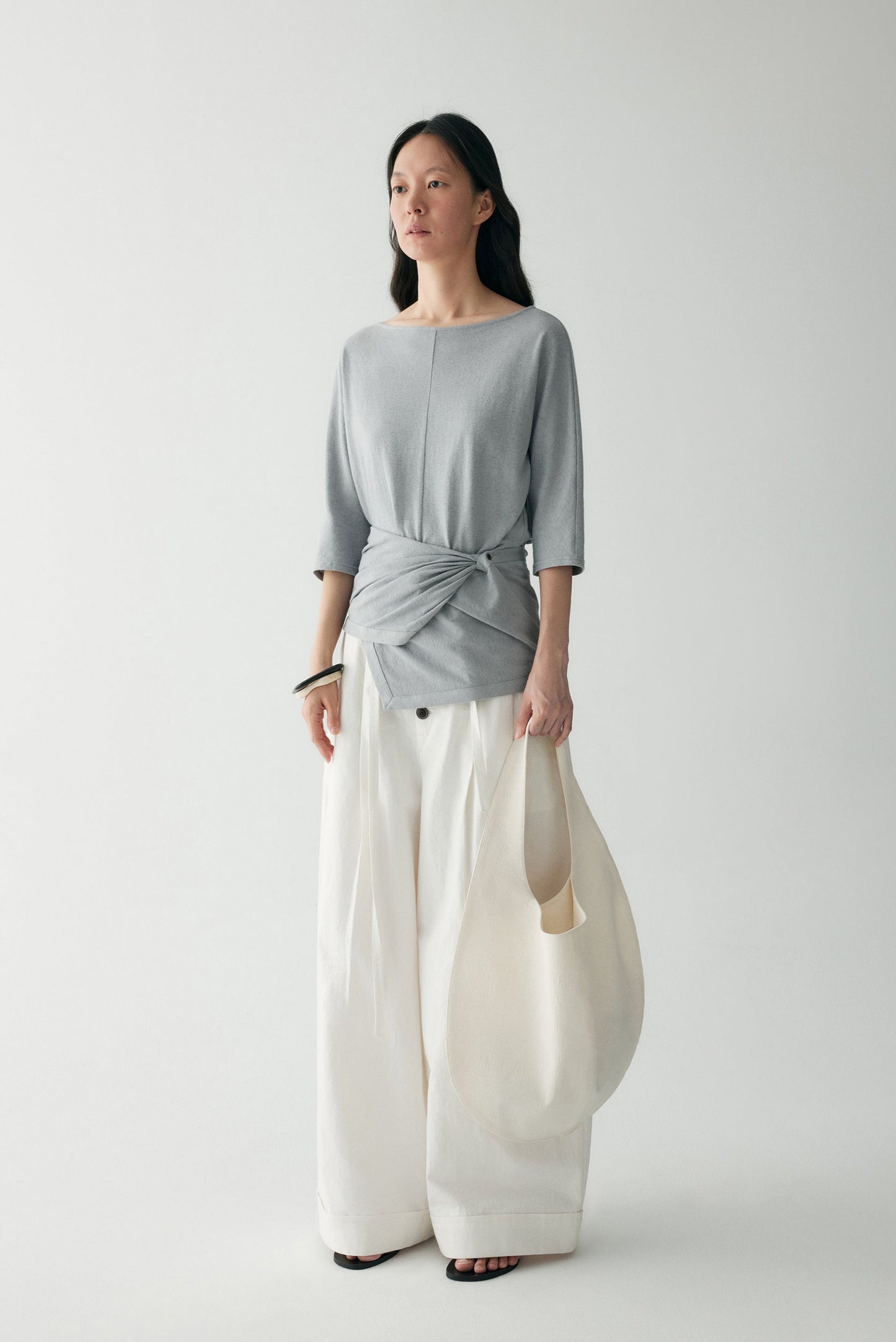 #color_mid gray
