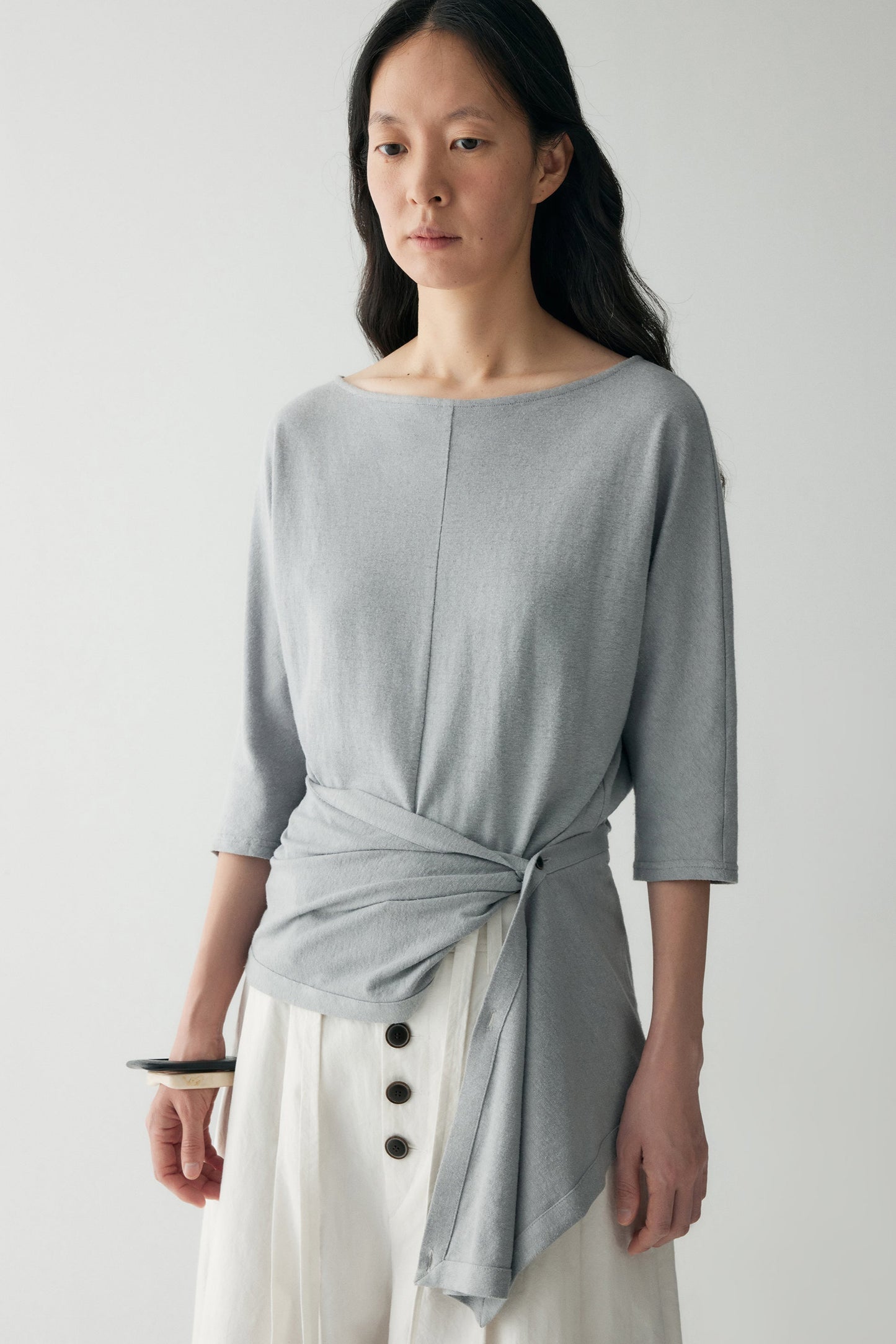 #color_mid gray