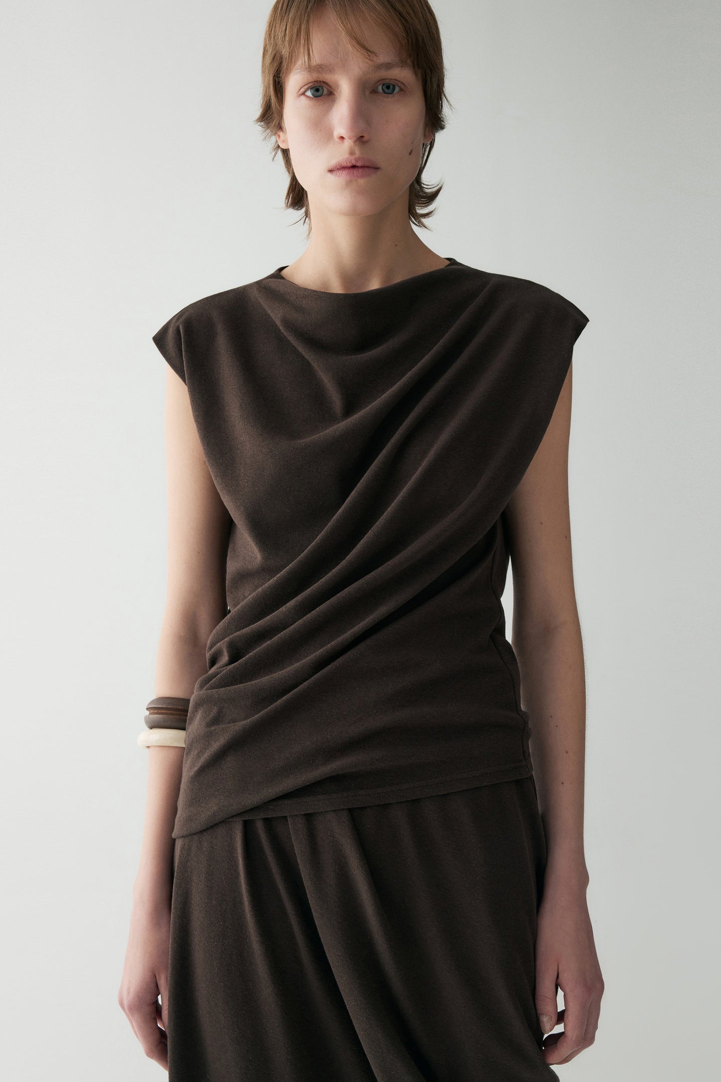 #color_raw umber