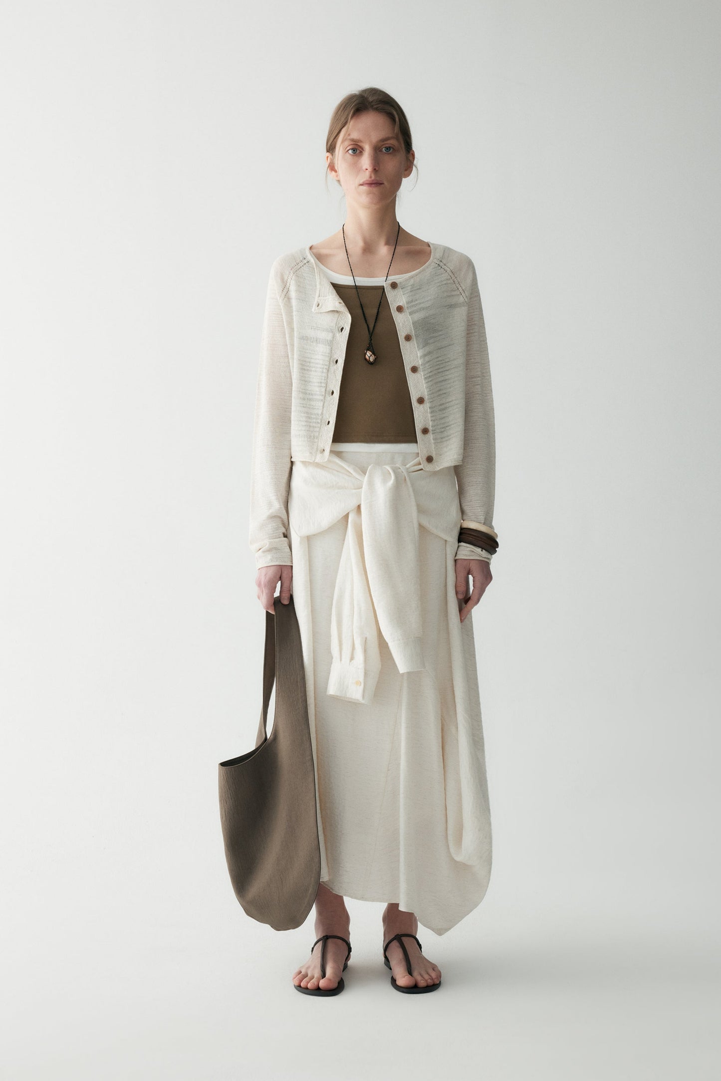 #color_off white