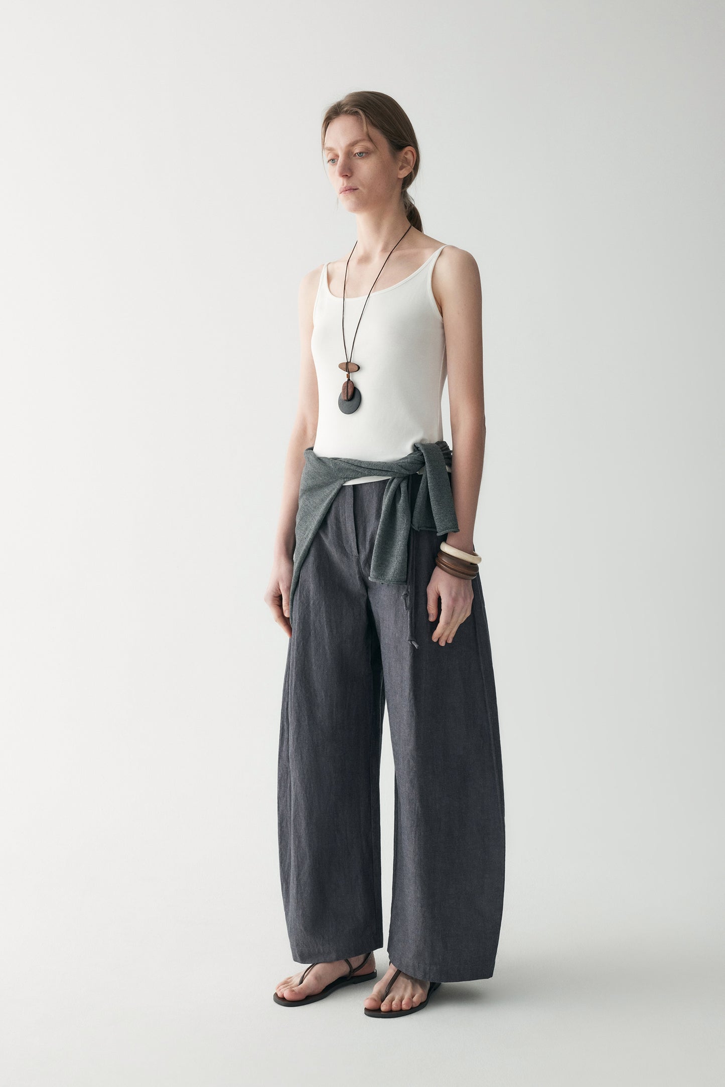 #color_off white